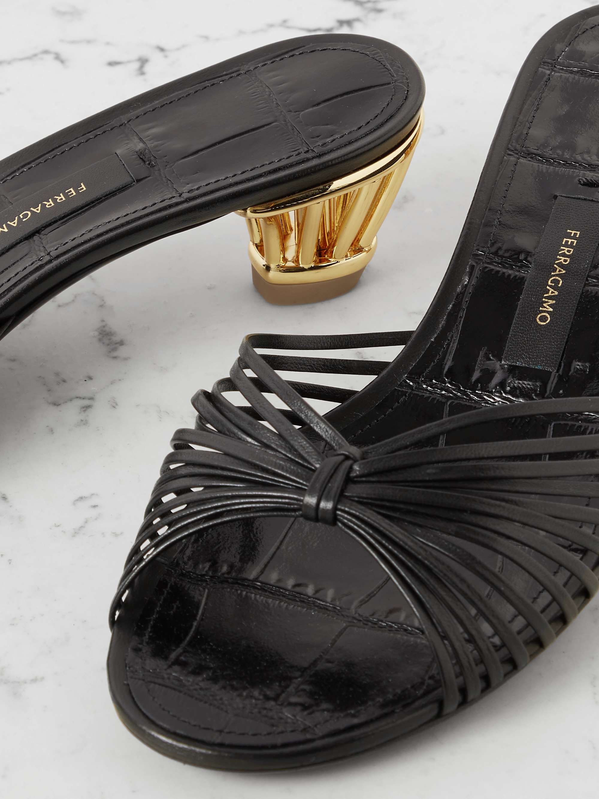 FERRAGAMO 