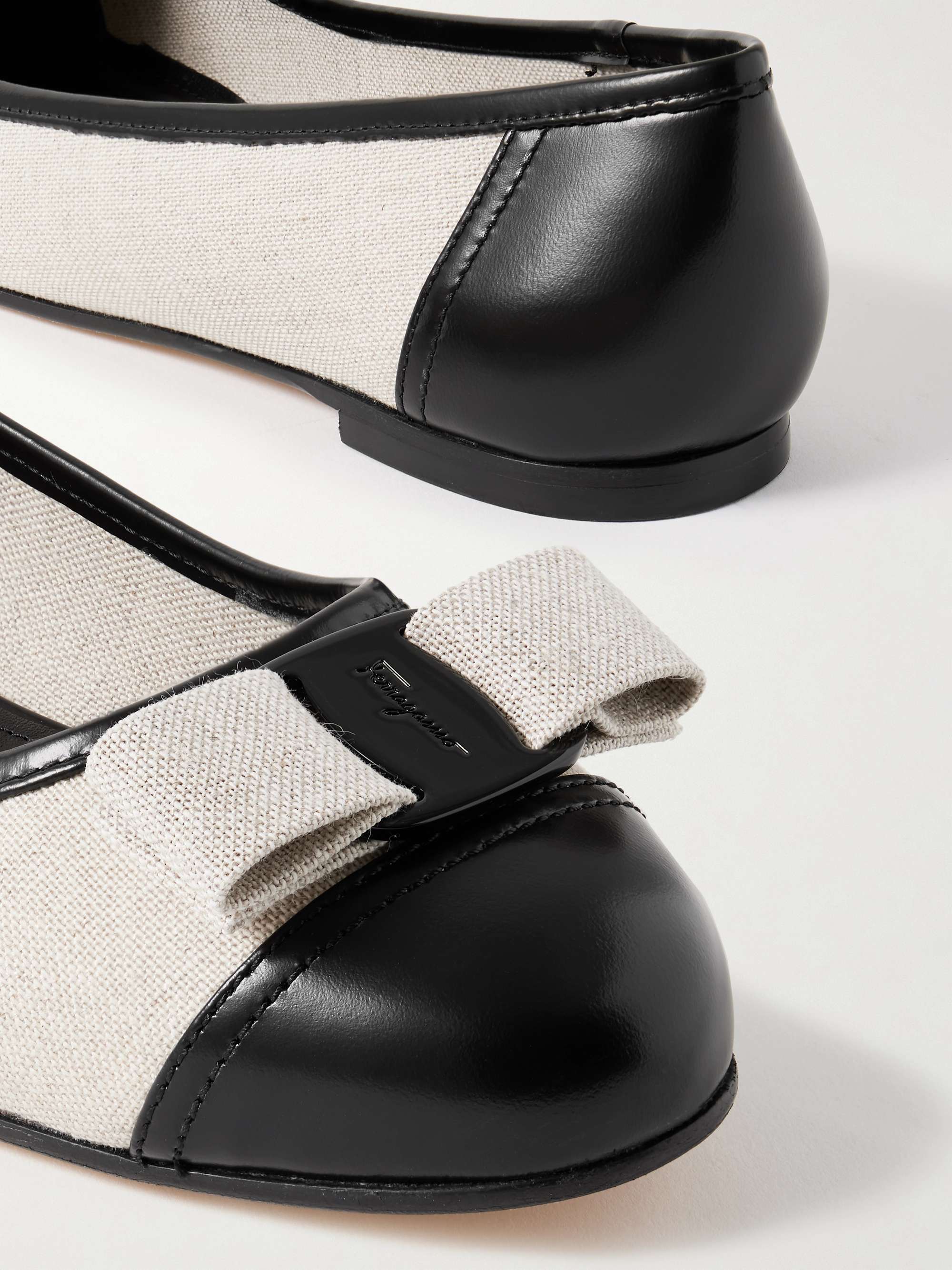 FERRAGAMO 
