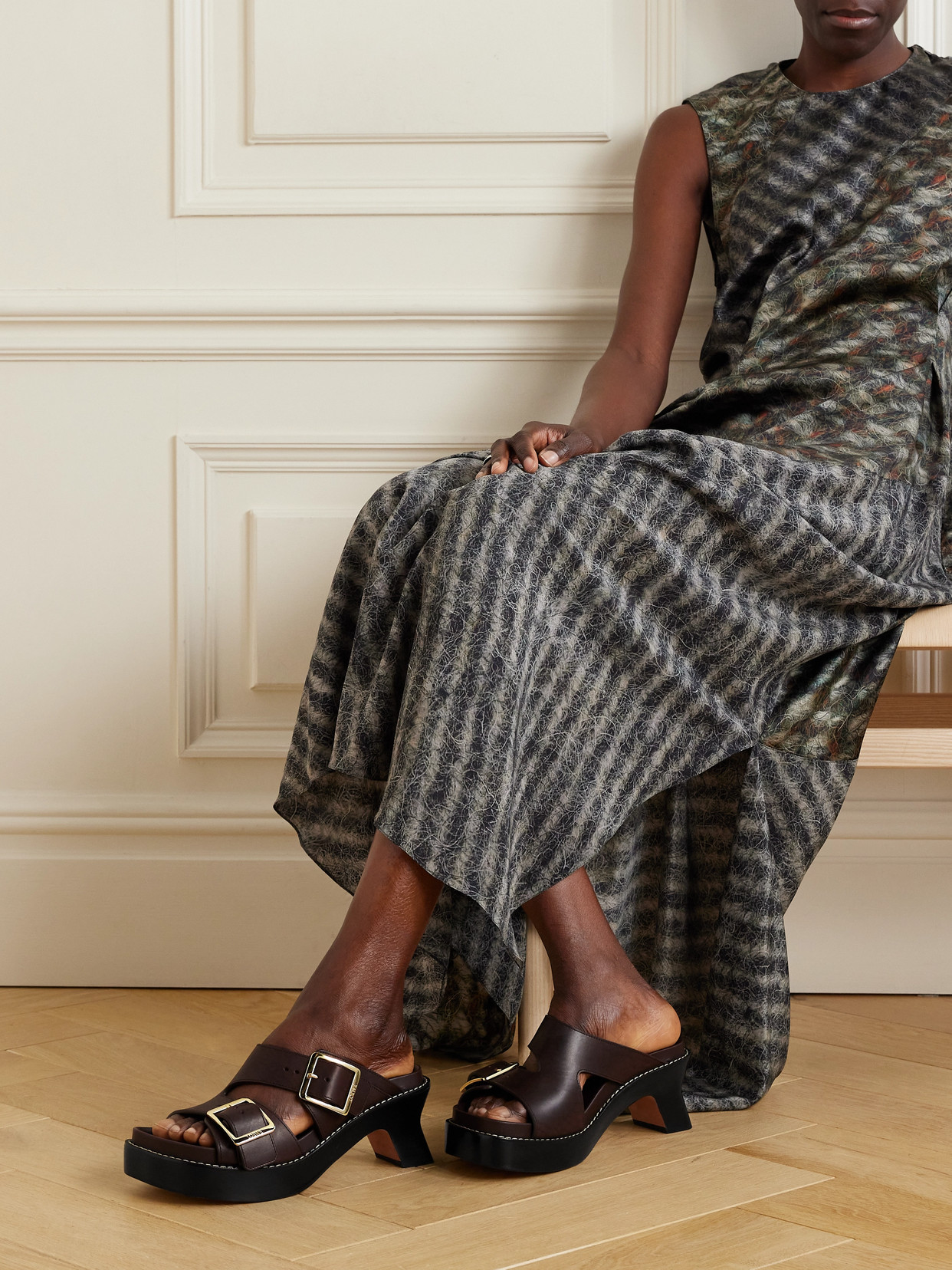 Ease Mules