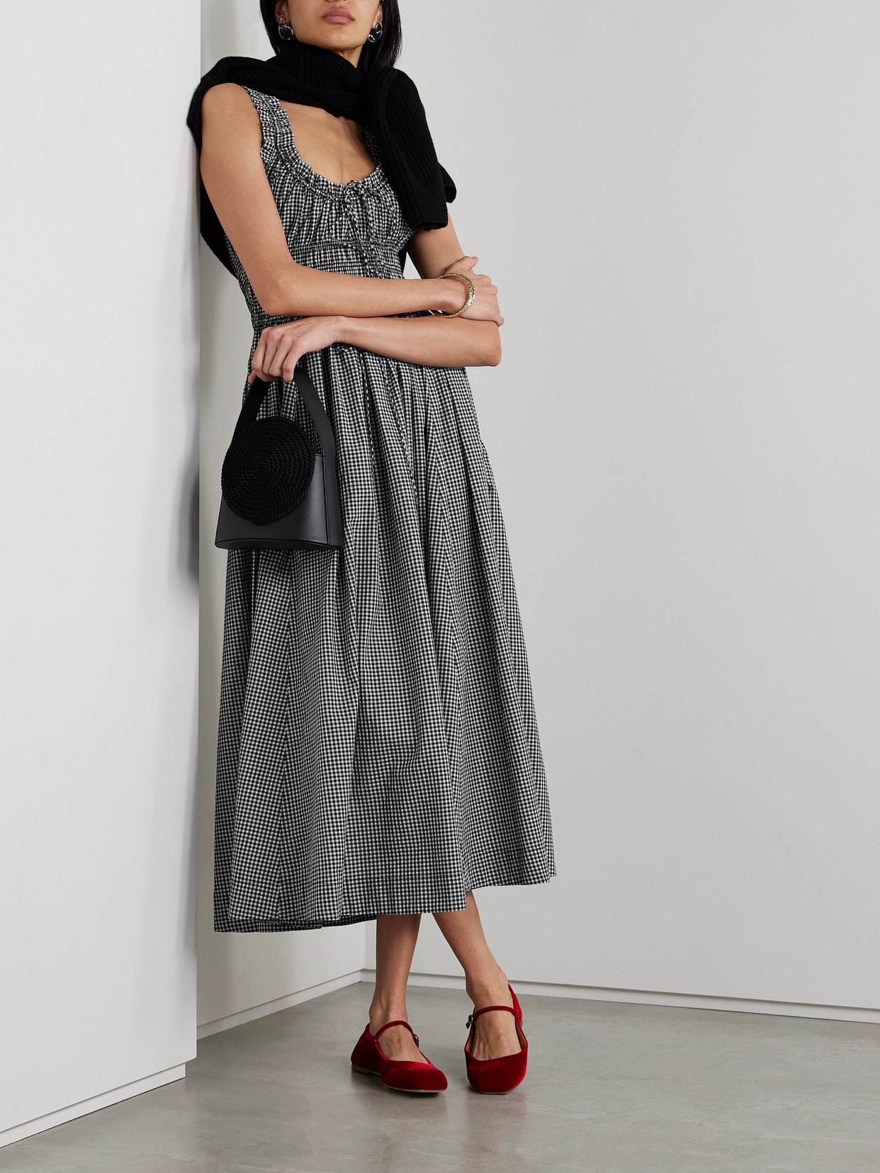 DOEN EMMARETTA SHIRRED GINGHAM ORGANIC COTTON-VOILE MIDI DRESS