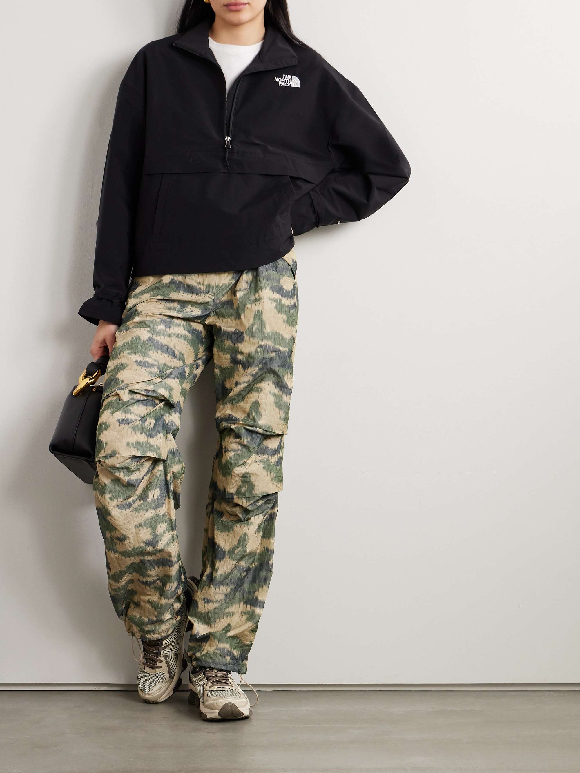 THE NORTH FACE 