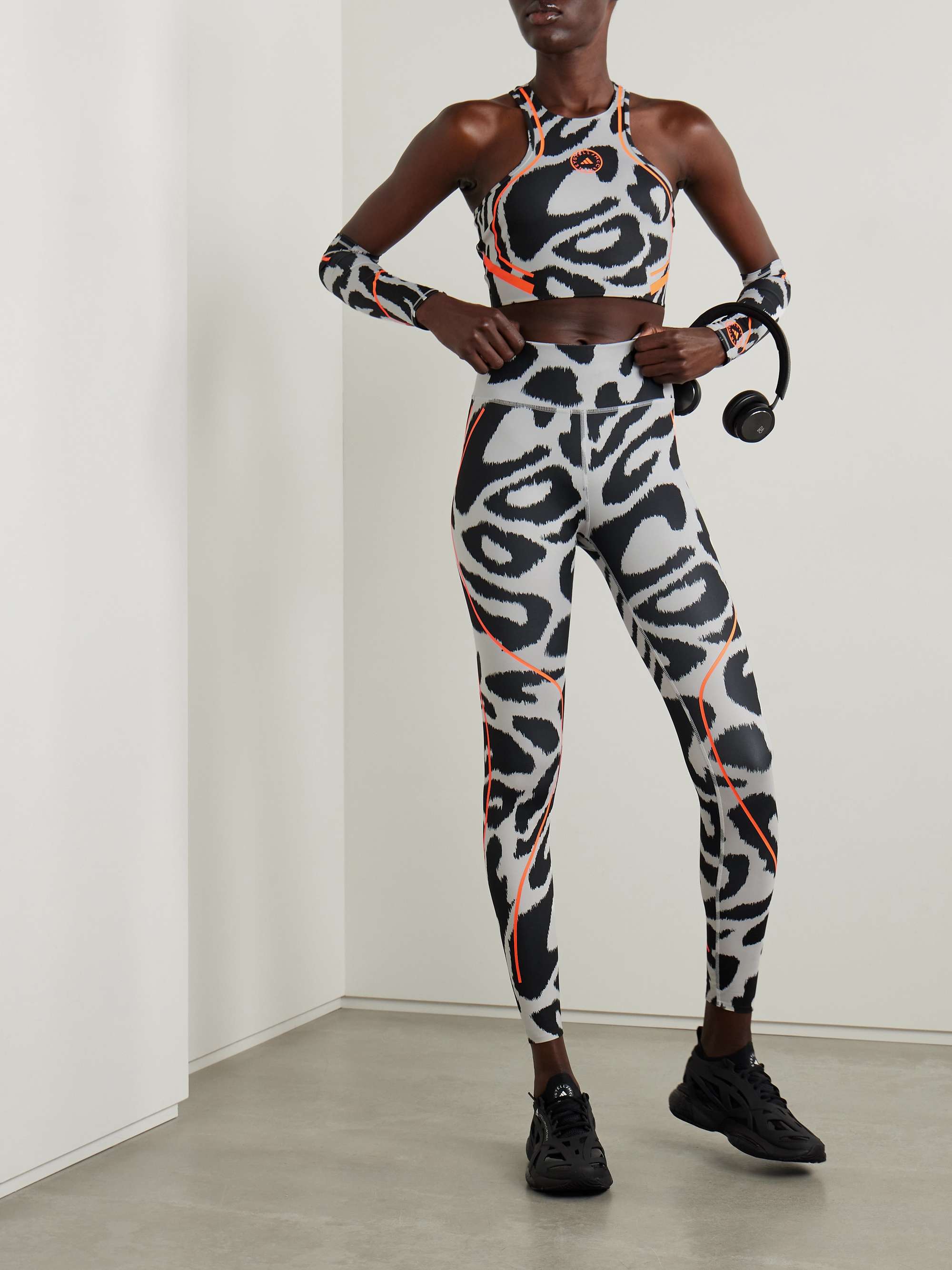 Adidas Stellasport leggings  Stella mccartney adidas, Clothes design,  Printed leggings