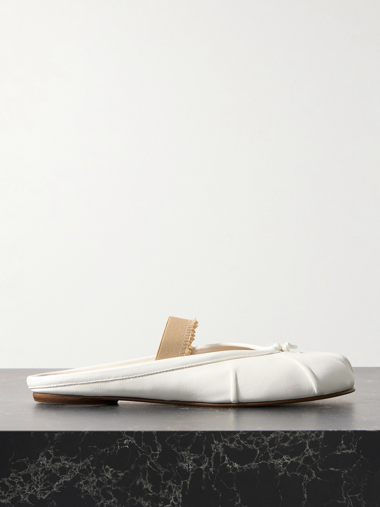 Maison Margiela Tabi Frayed Split-toe Leather Ballet Flats In Ivory