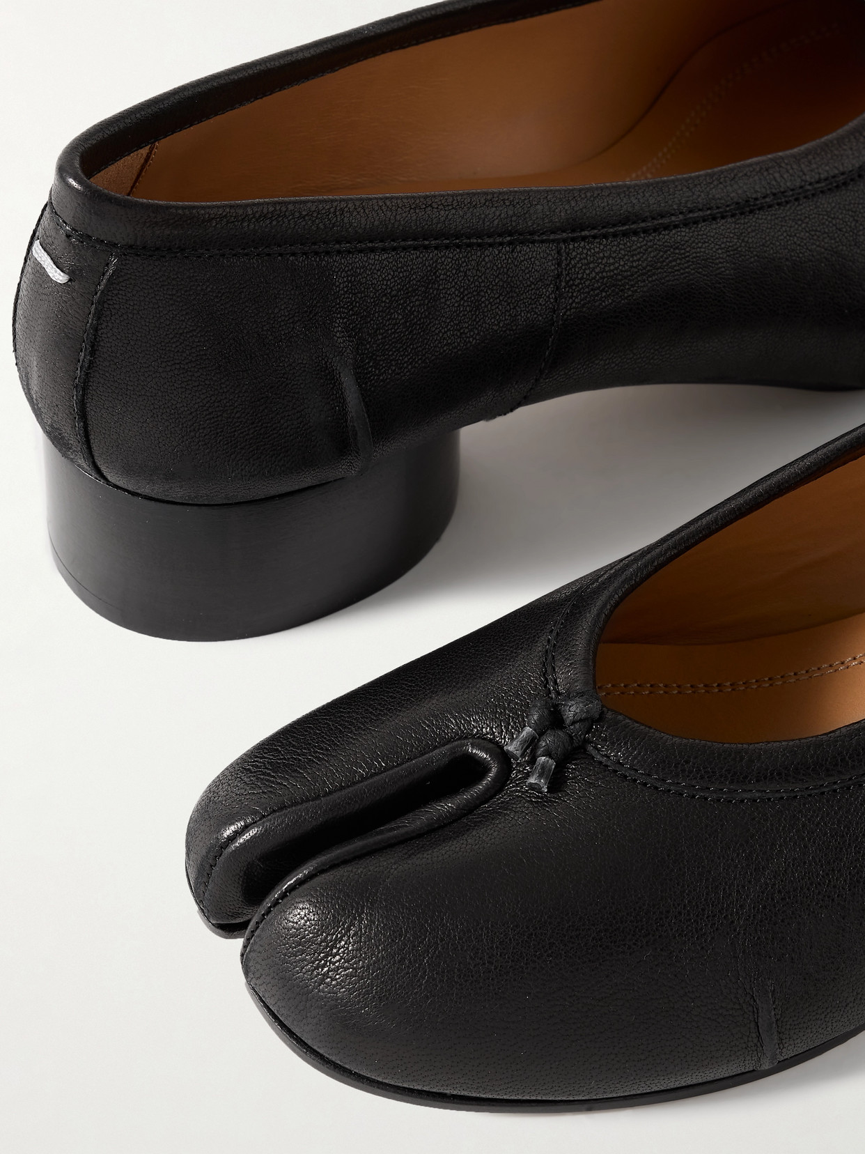 Shop Maison Margiela Tabi Split-toe Leather Ballet Flats In Black