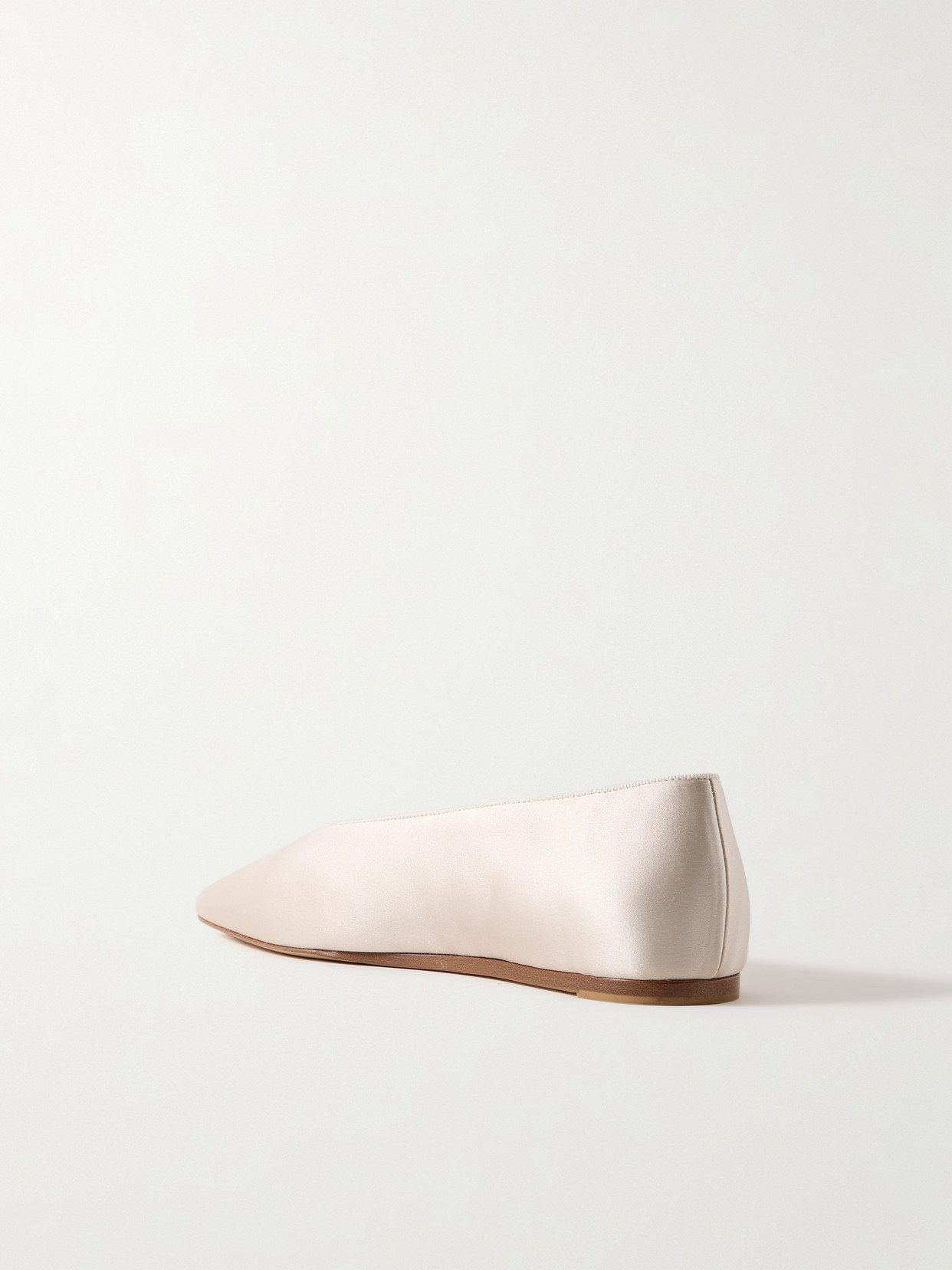 Shop Le Monde Beryl Regency Grosgrain-trimmed Satin Ballet Flats In Neutrals