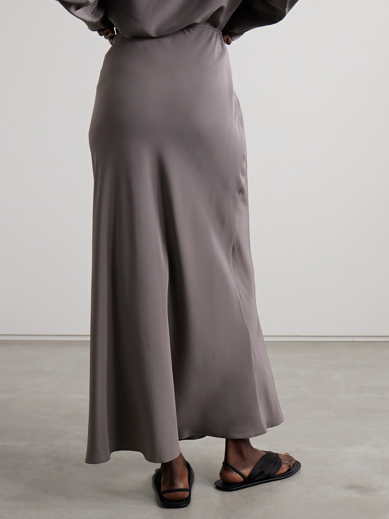 Matteau Organic Silk-twill Maxi Skirt In Gray