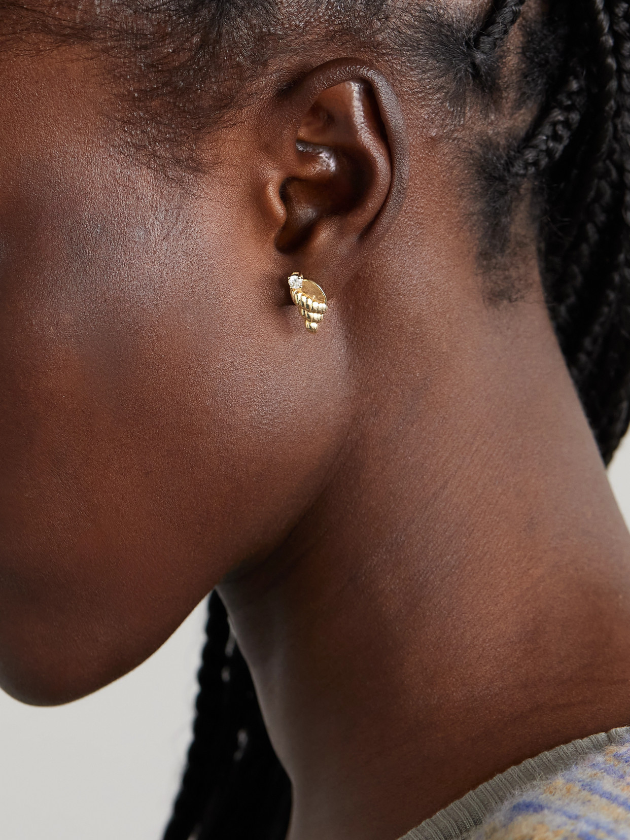 Yvonne Léon 9-karat Gold Diamond Earrings In Gold