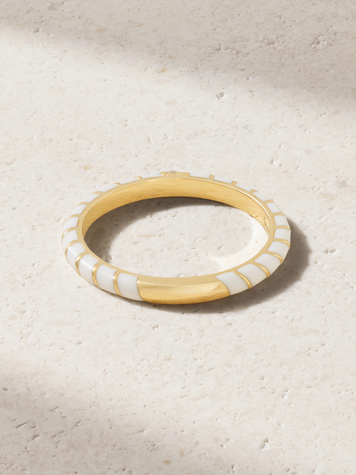 Yvonne Léon 9-karat Gold, Diamond And Enamel Ring In Gold