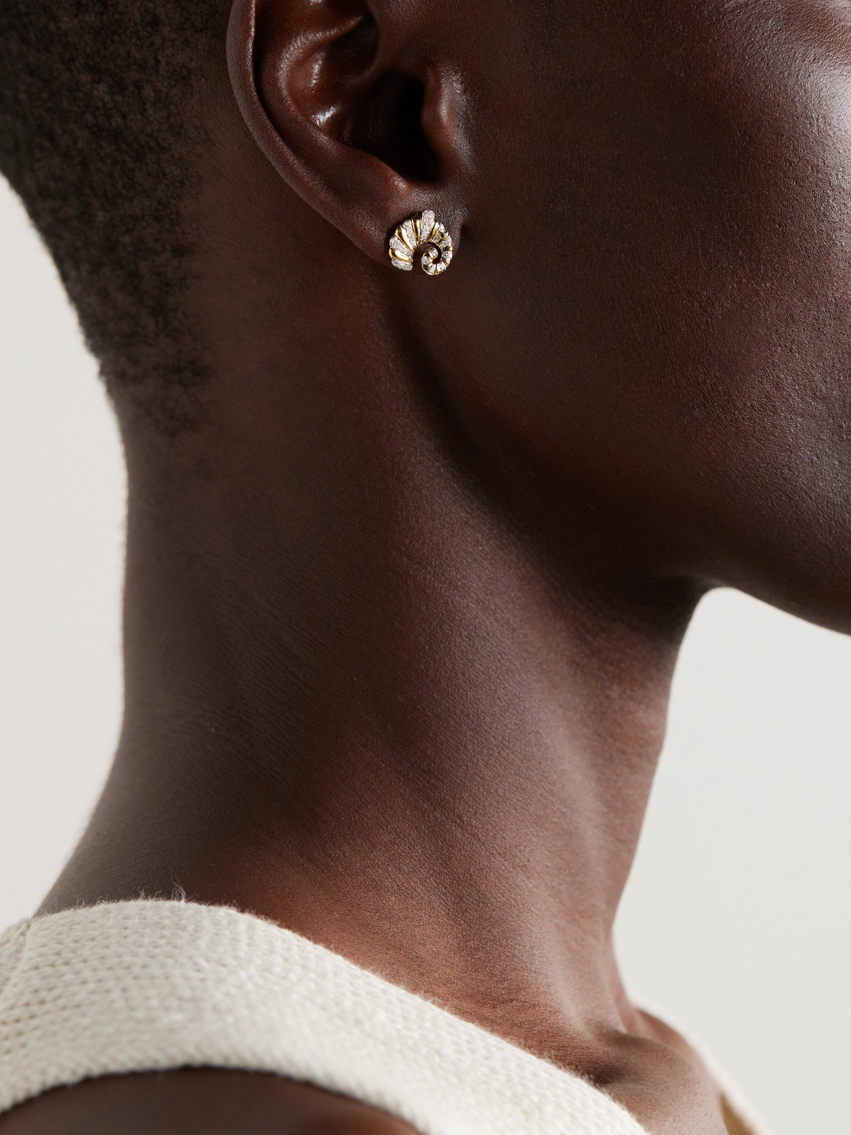 Yvonne Léon 18-karat Gold Diamond Earrings In Gold