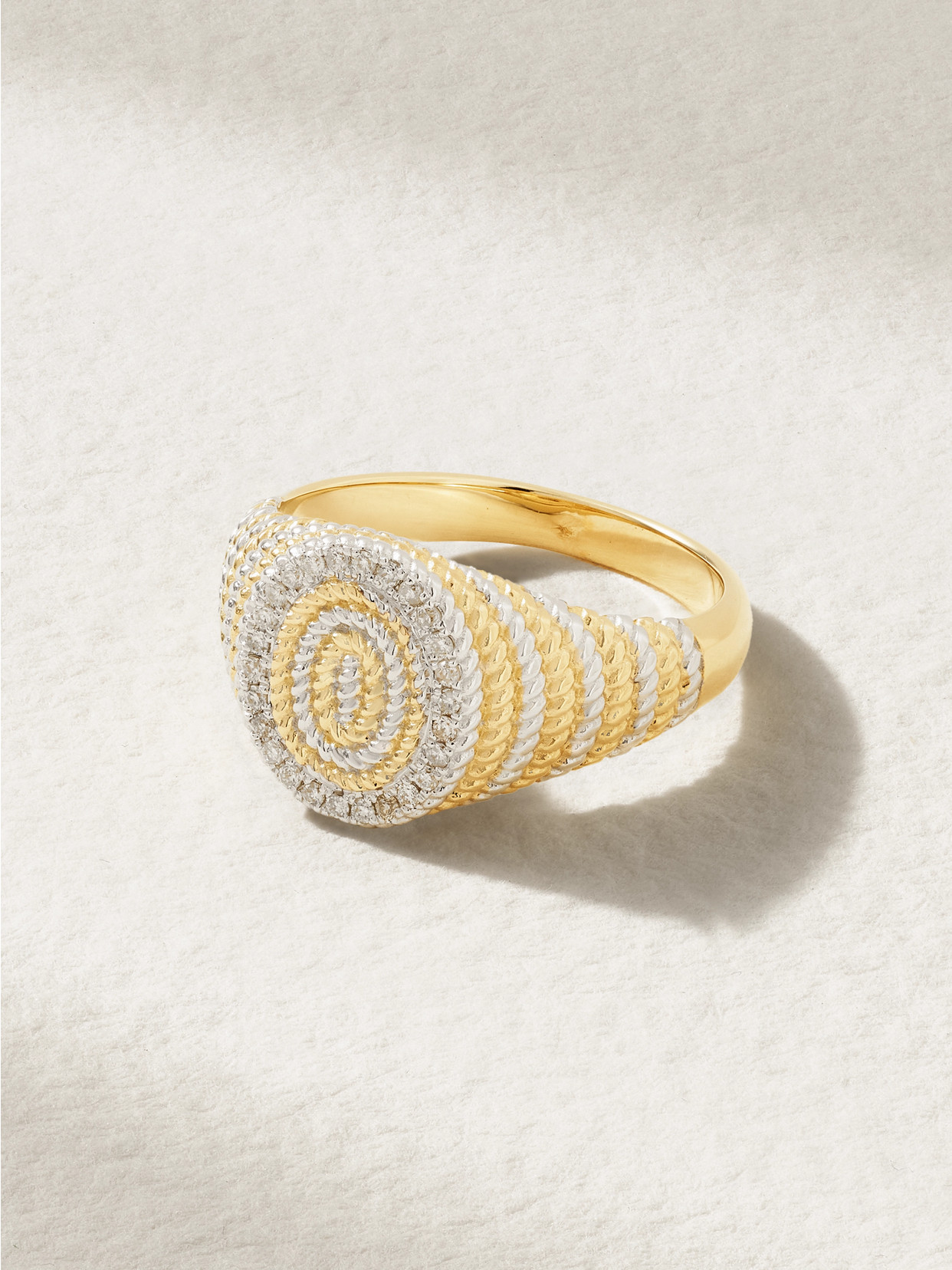 Yvonne Léon - Mini Chevalière 9-karat Yellow And White Gold Diamond Signet Ring - 4