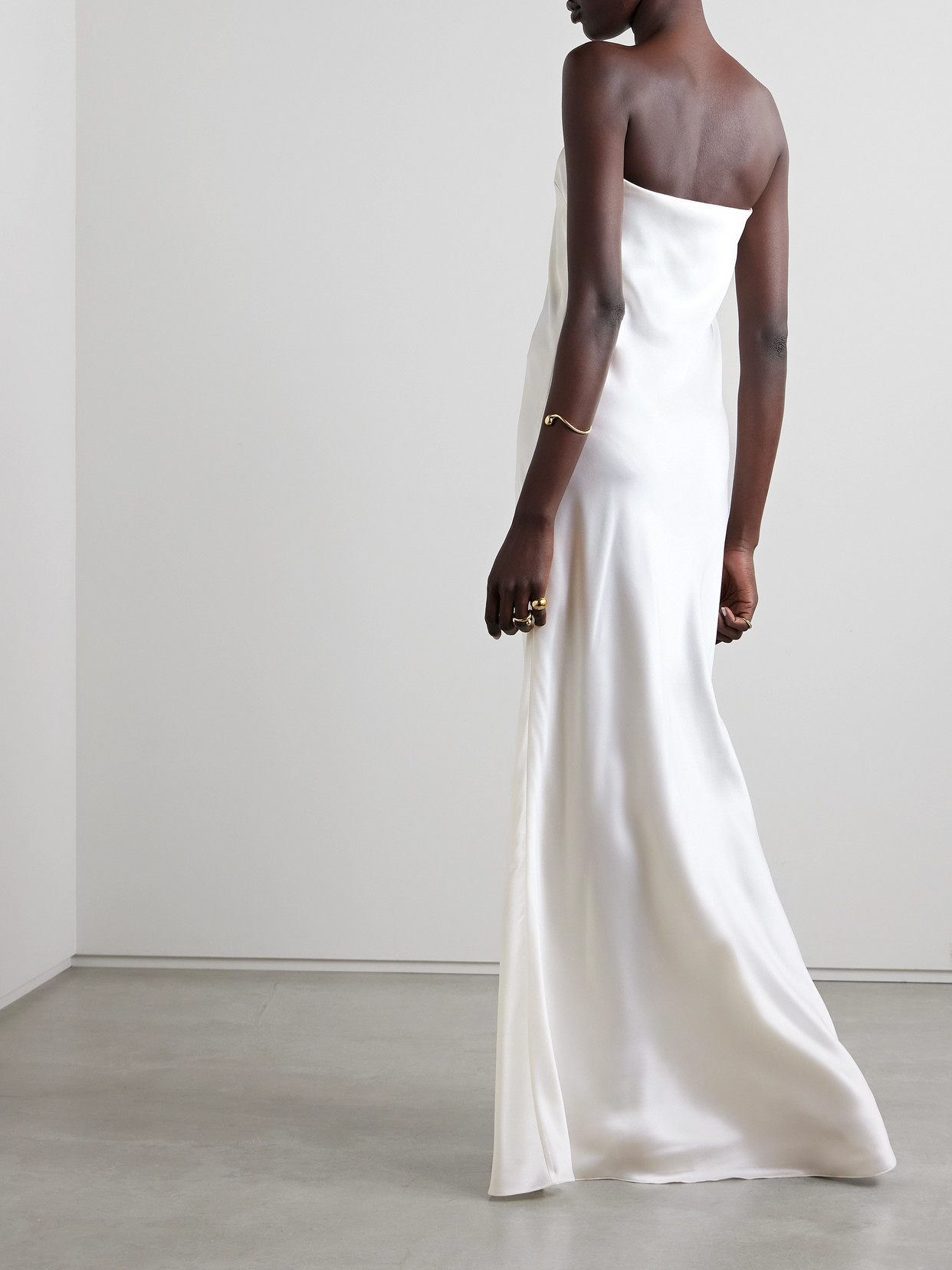 Salon 1884 + Net Sustain Linea Strapless Silk Gown In Cream