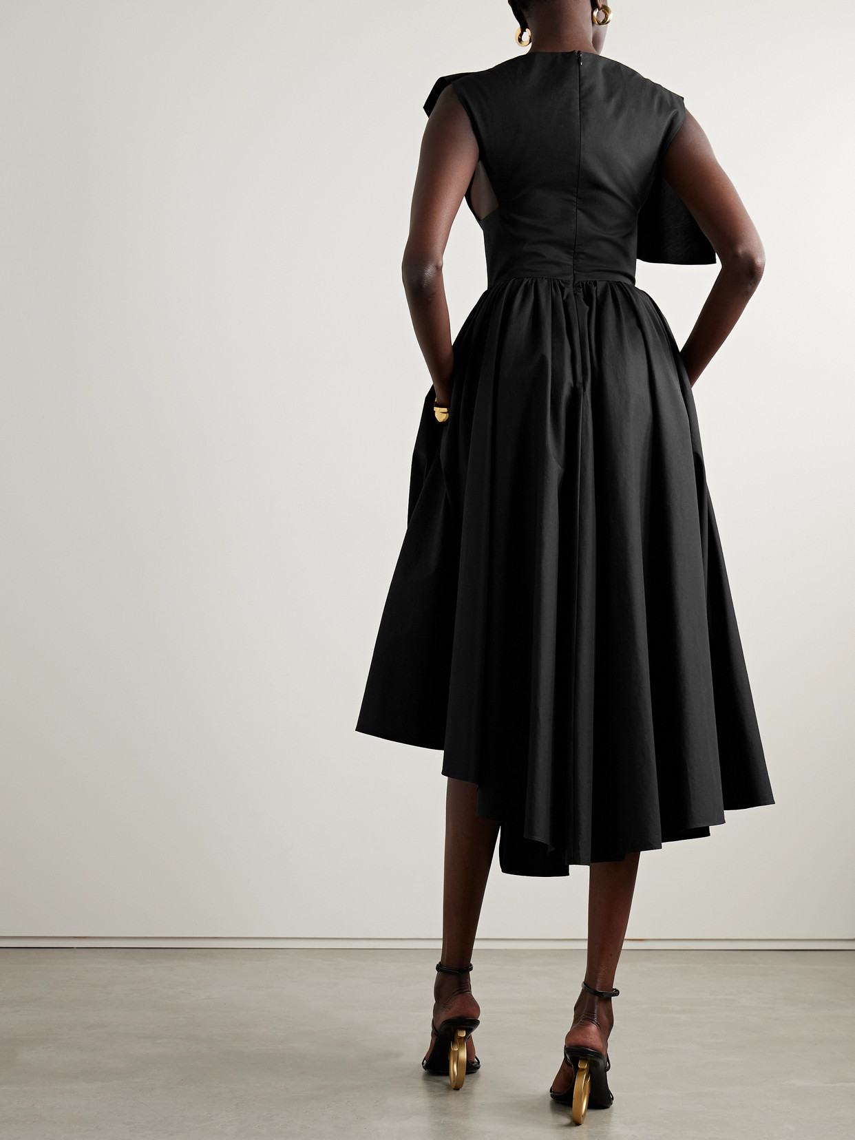 Salon 1884 + Net Sustain Evanne Asymmetric Pleated Cotton-poplin Midi Dress In Black