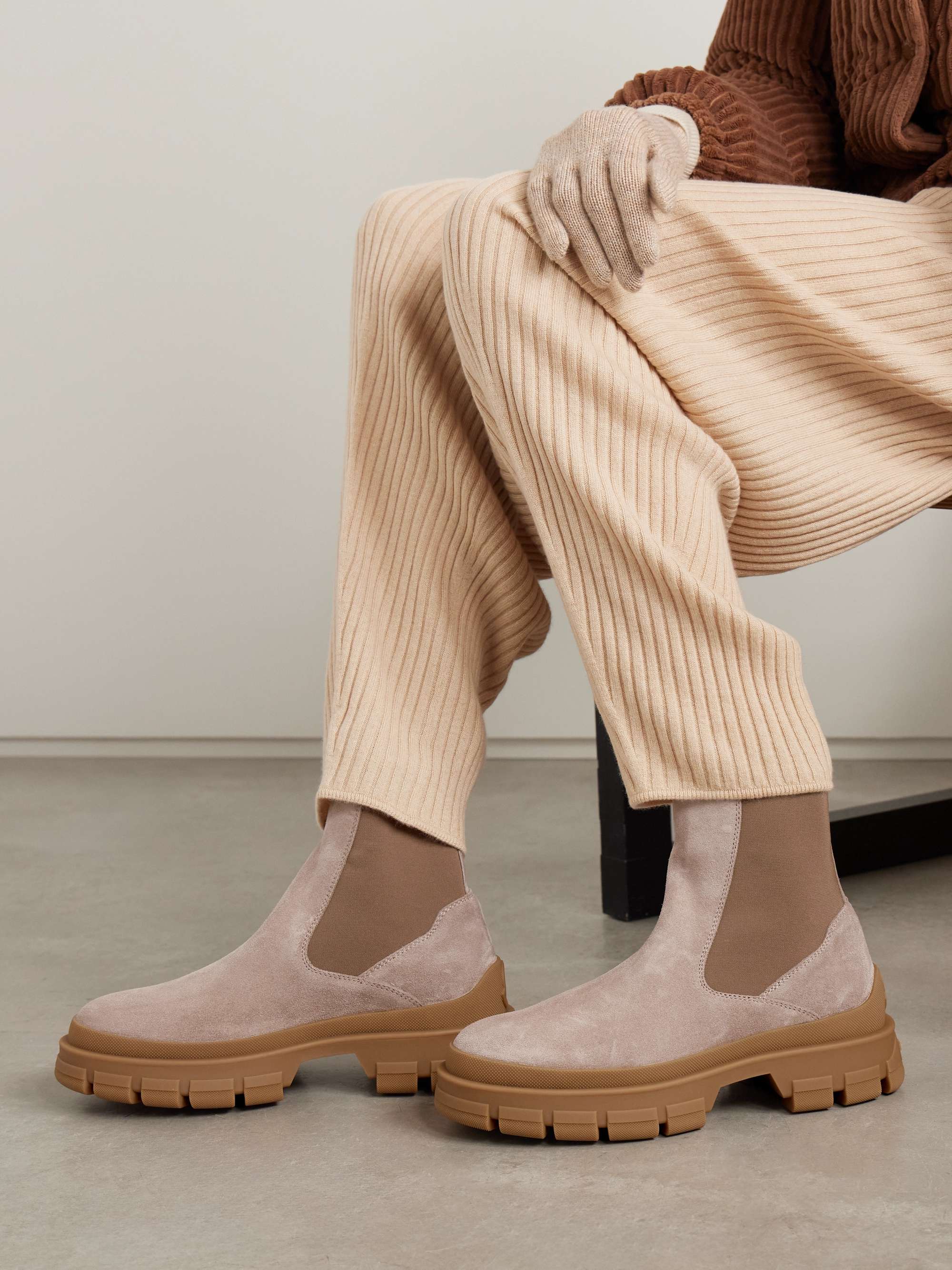 Hevea boots deals