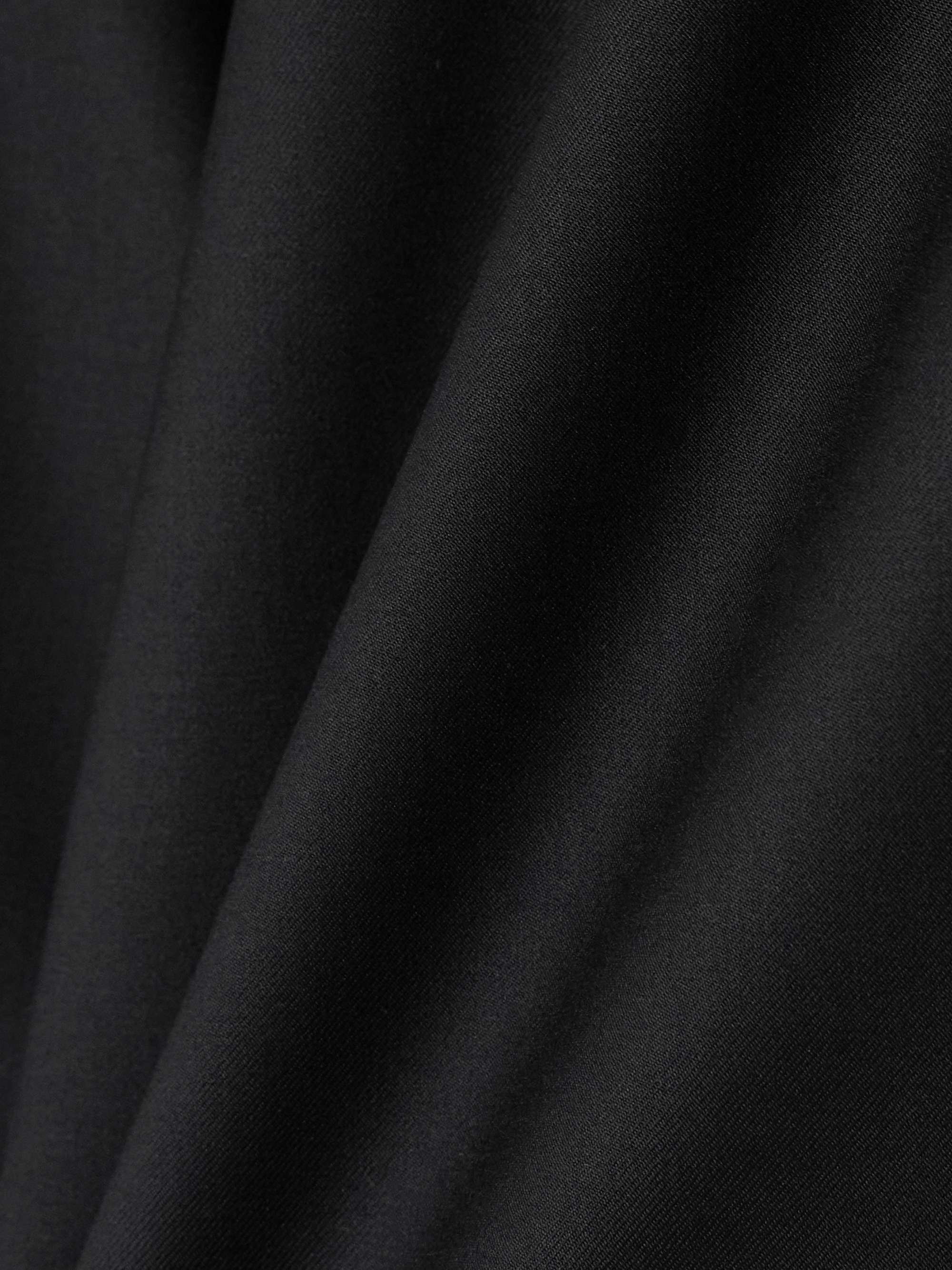 THE ROW 