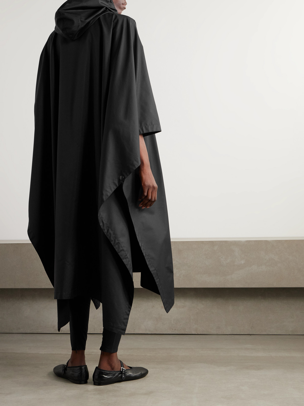 The Row Hooded Shell Coat In Black