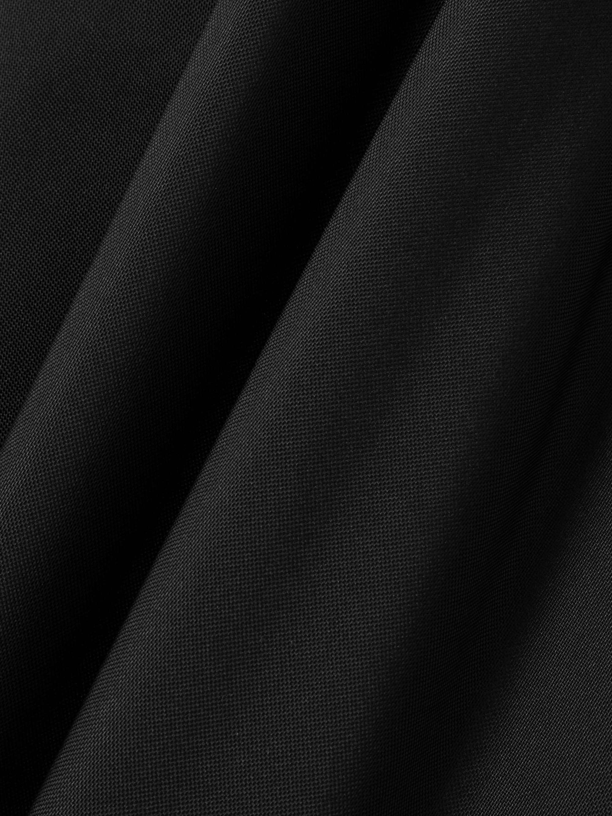 THE ROW 