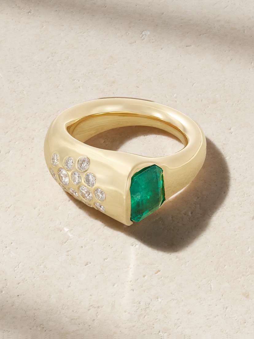 Uniform Object Battery 18-karat Gold, Emerald And Diamond Ring