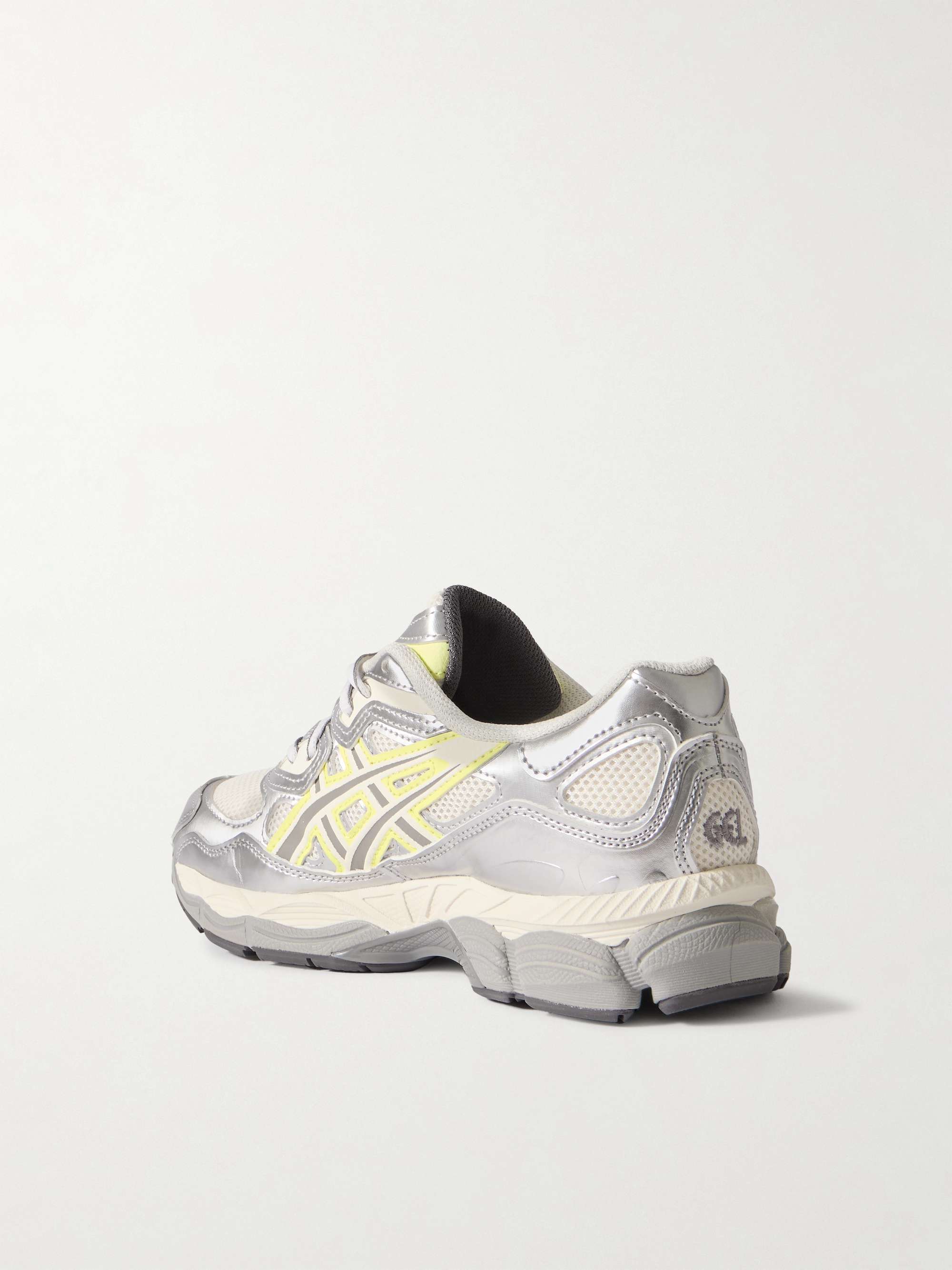 ASICS 