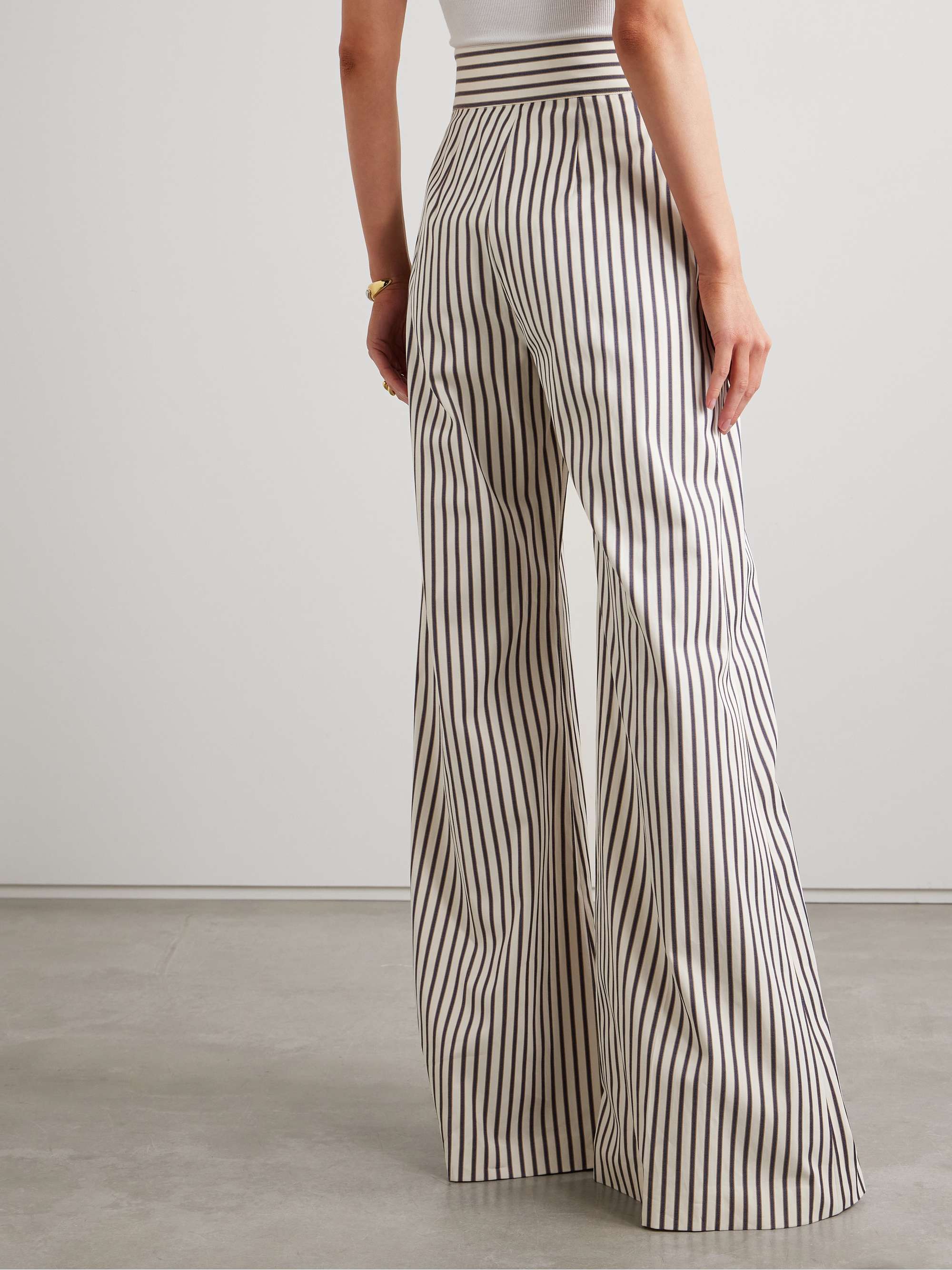 CAROLINA HERRERA 