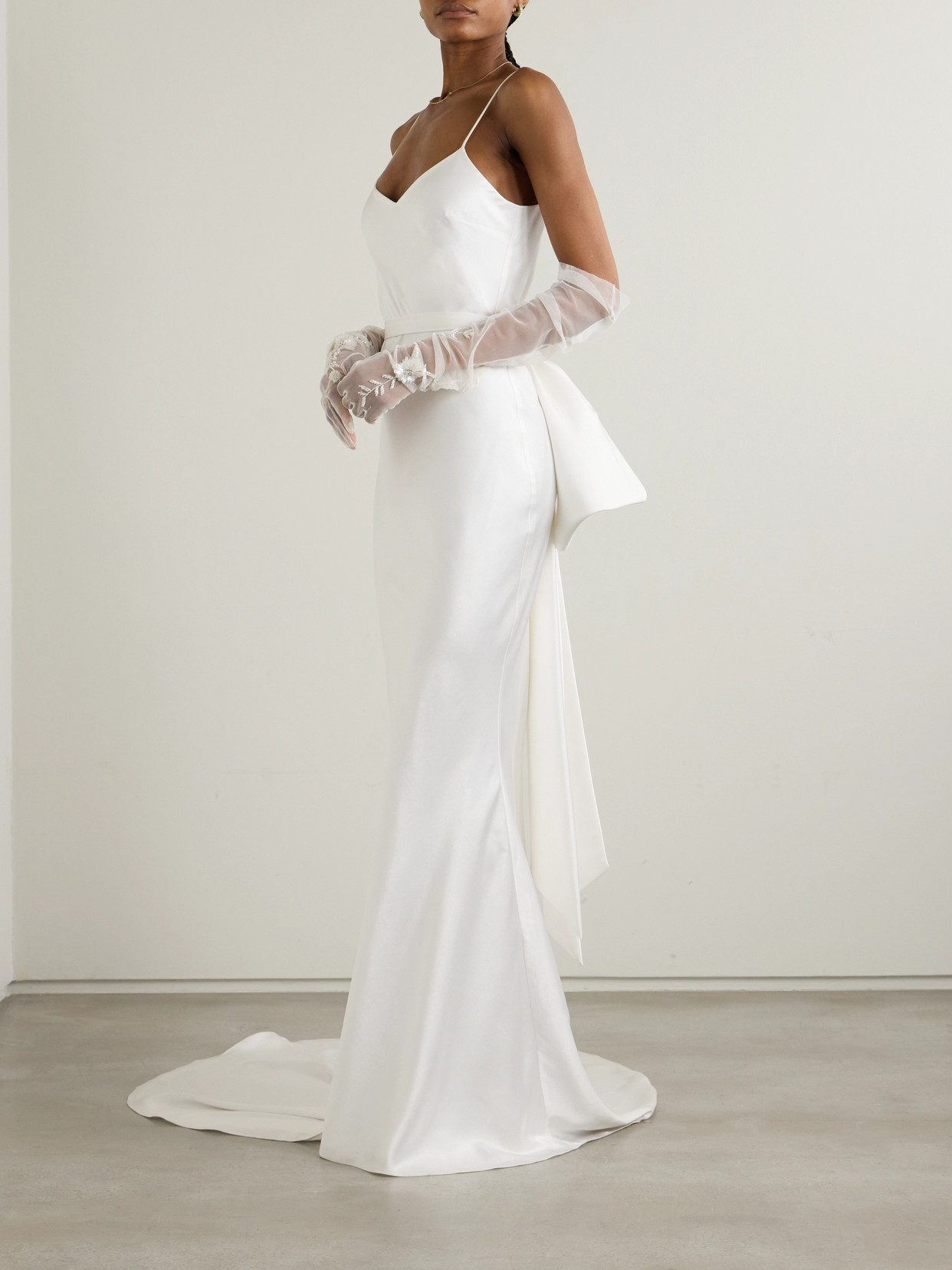 Halfpenny London India Bow-detailed Satin Gown In Ivory