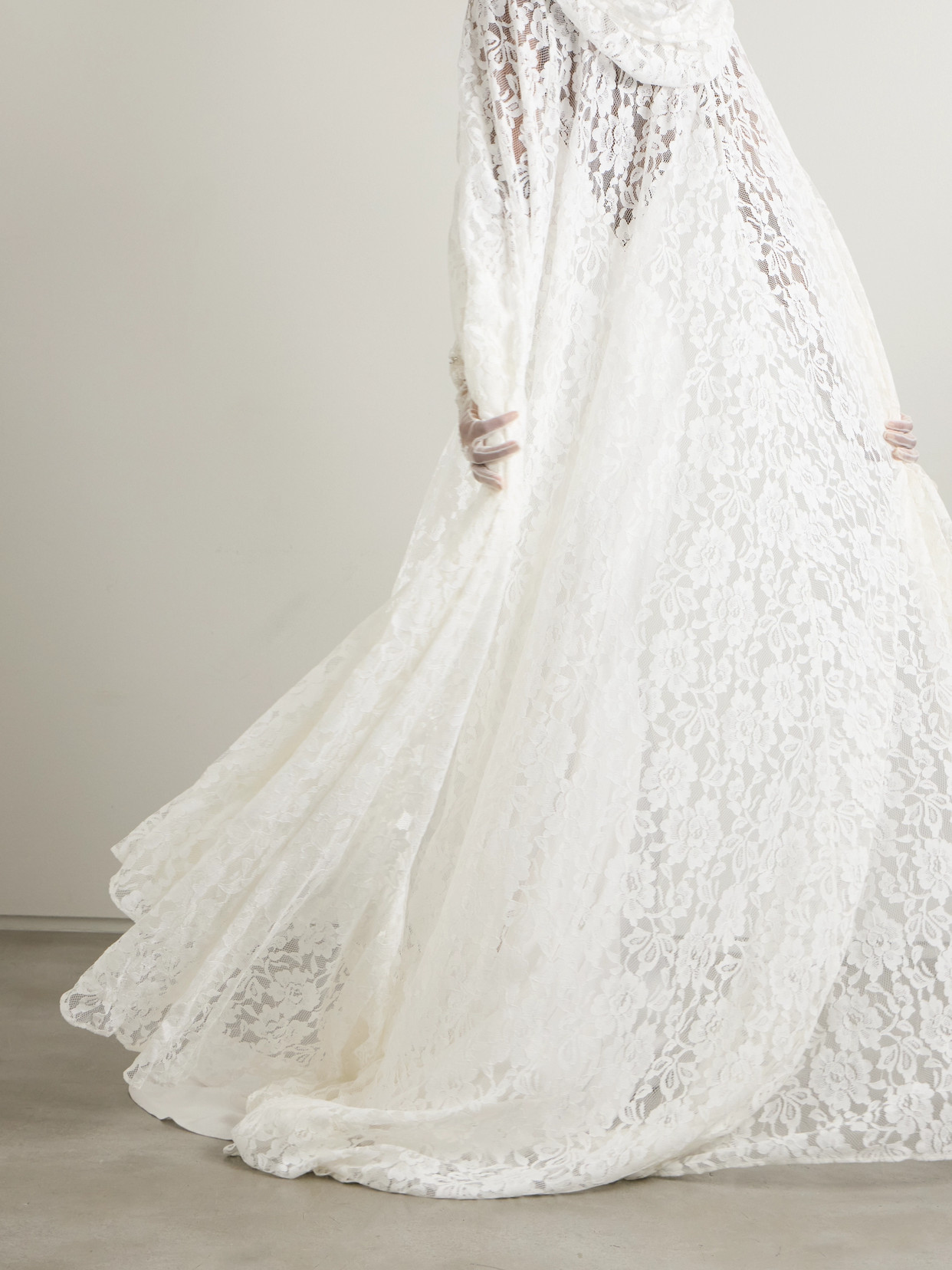 Halfpenny London Dean Hooded Twill-trimmed Lace Cape In Ivory