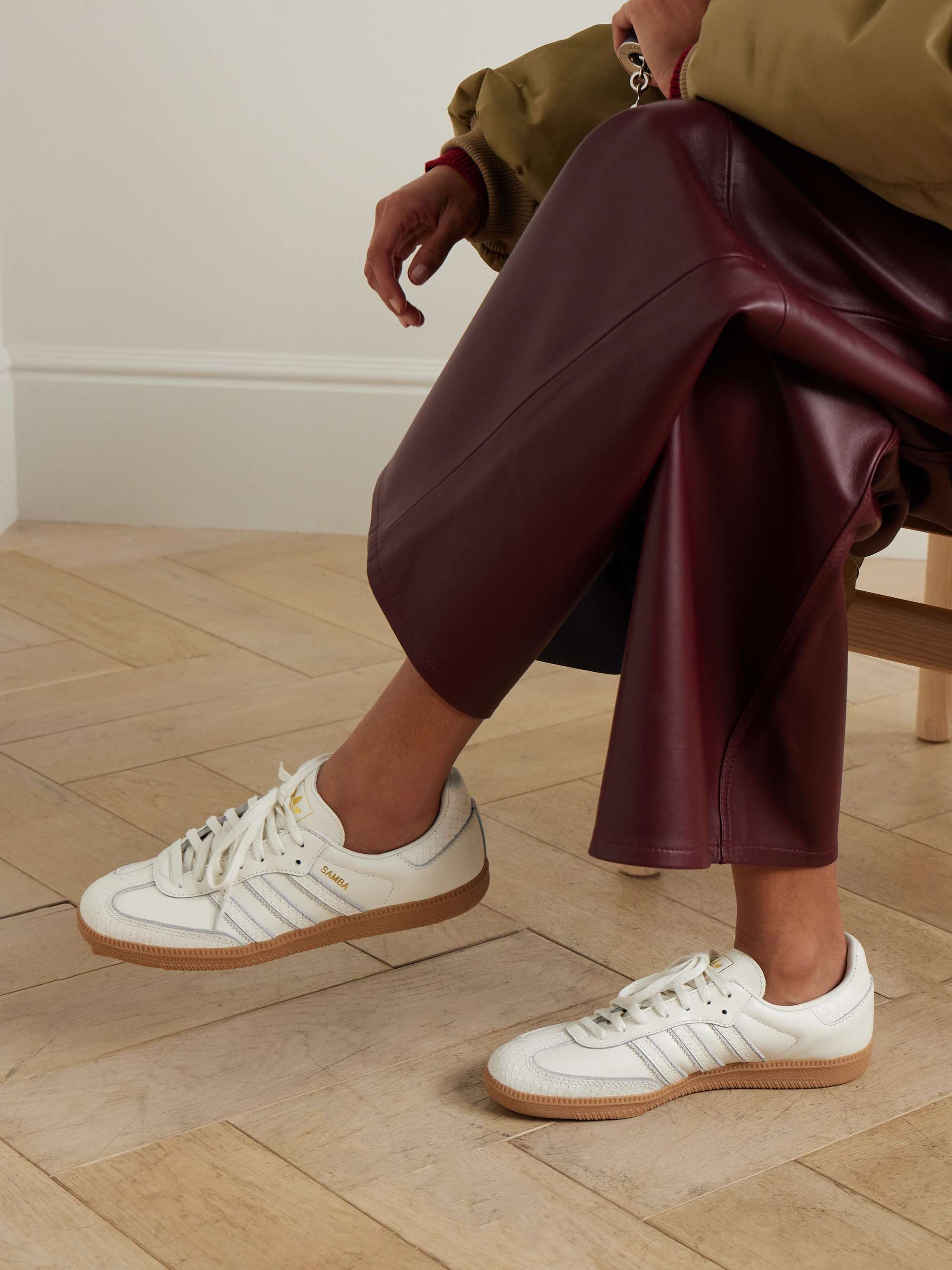 ADIDAS ORIGINALS 