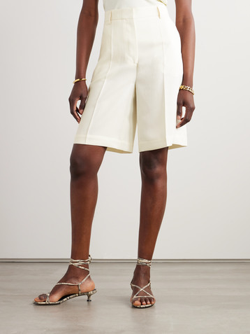 TOTEME Pleated grain de poudre shorts