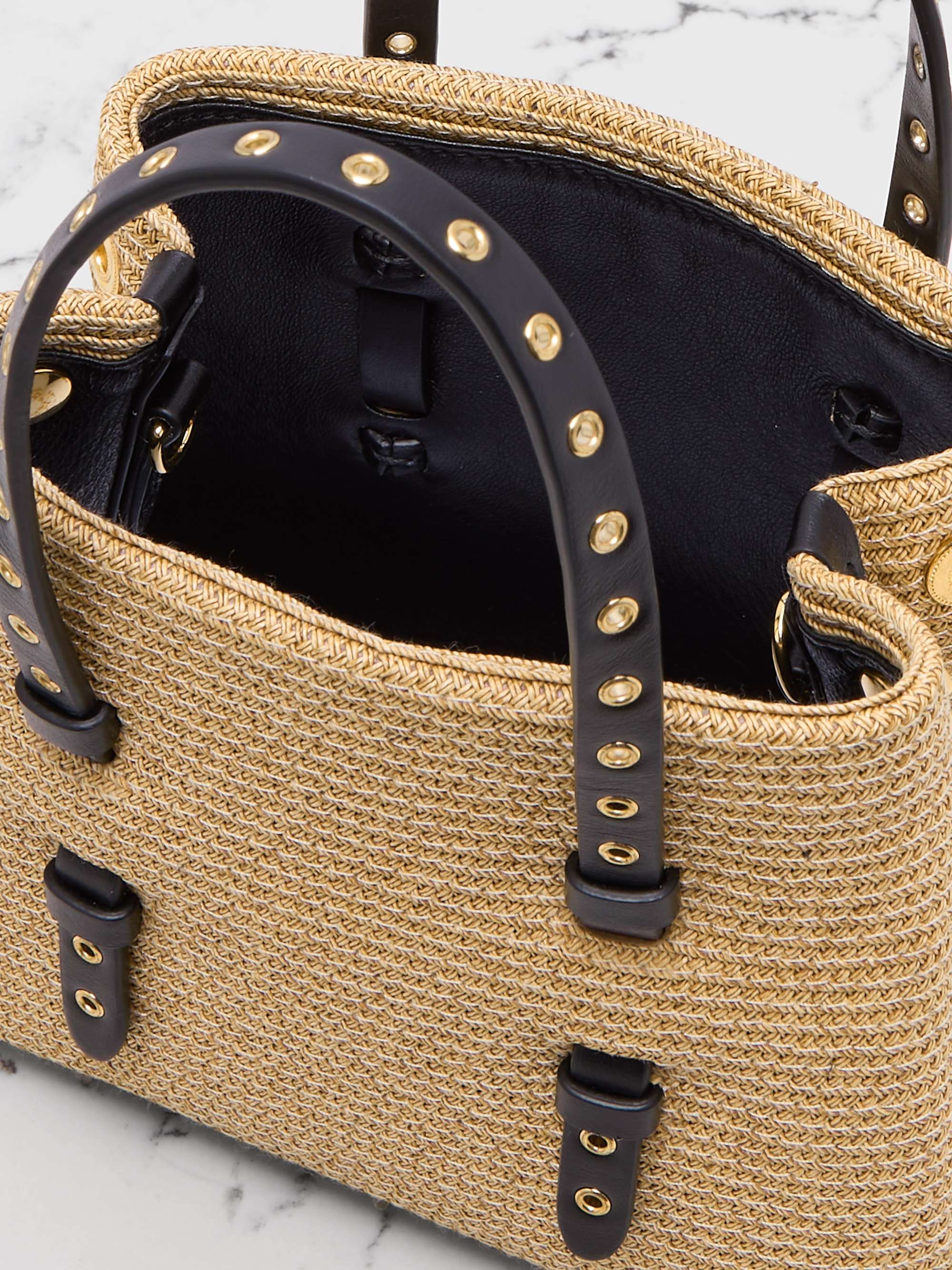 ALAÏA 