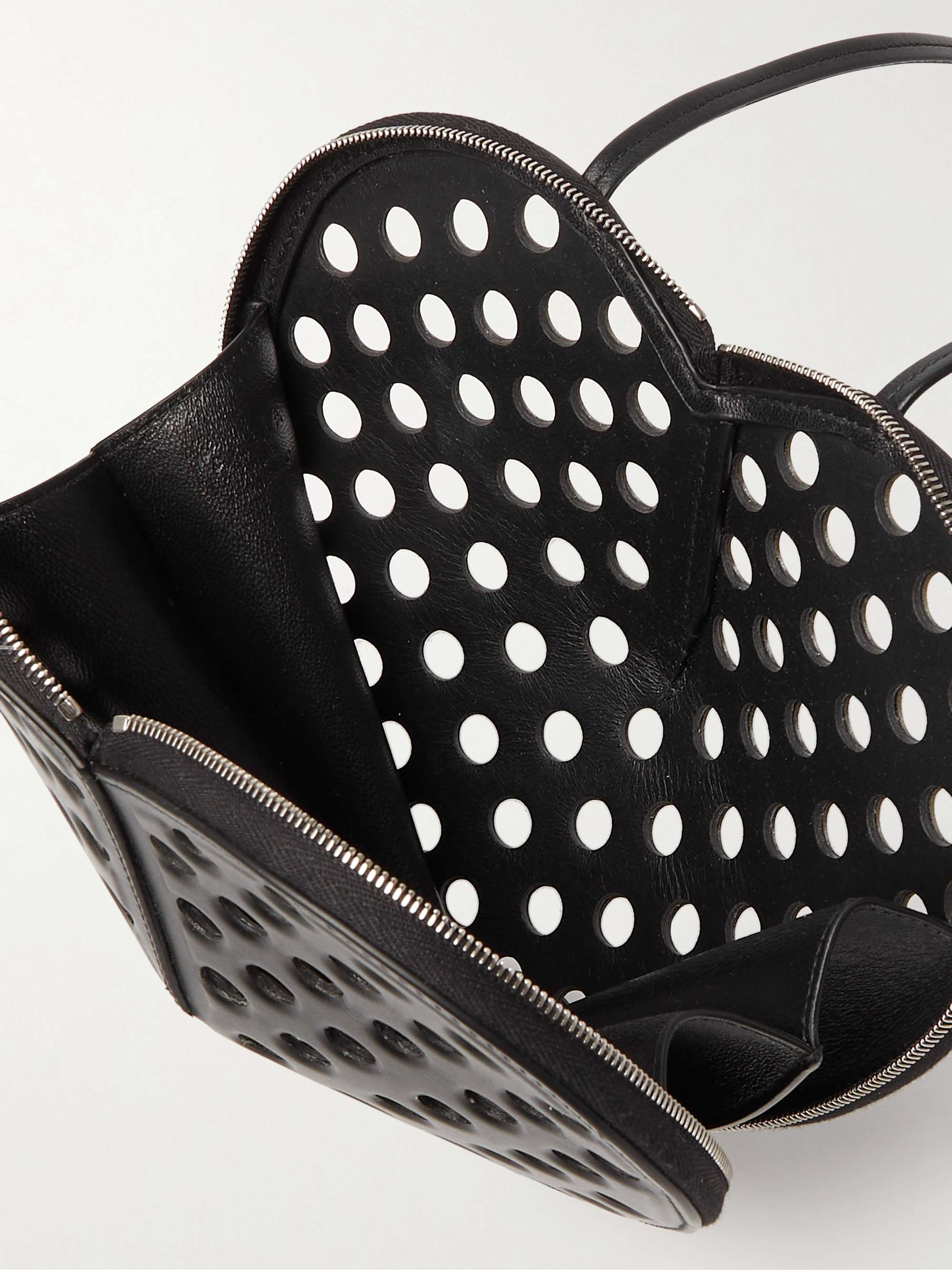 ALAÏA 