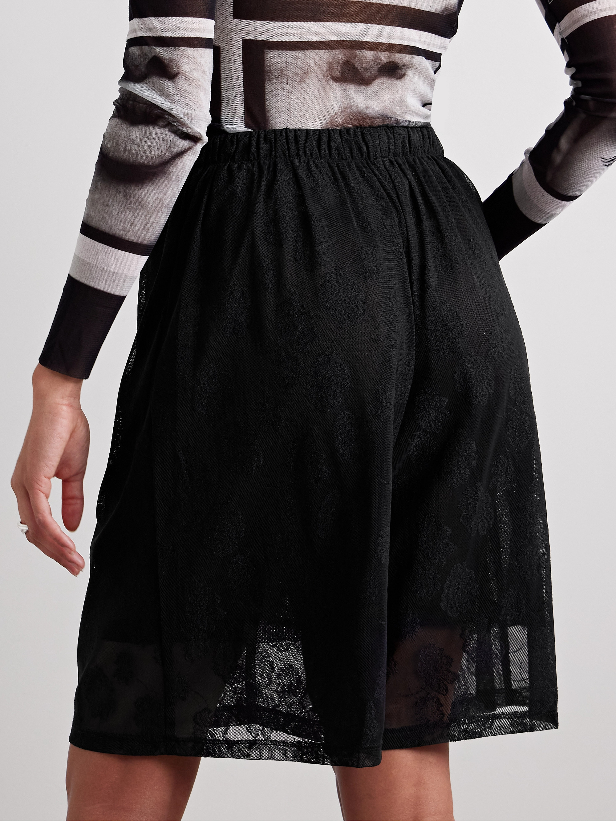 Conner Ives Lace shorts thumbnail