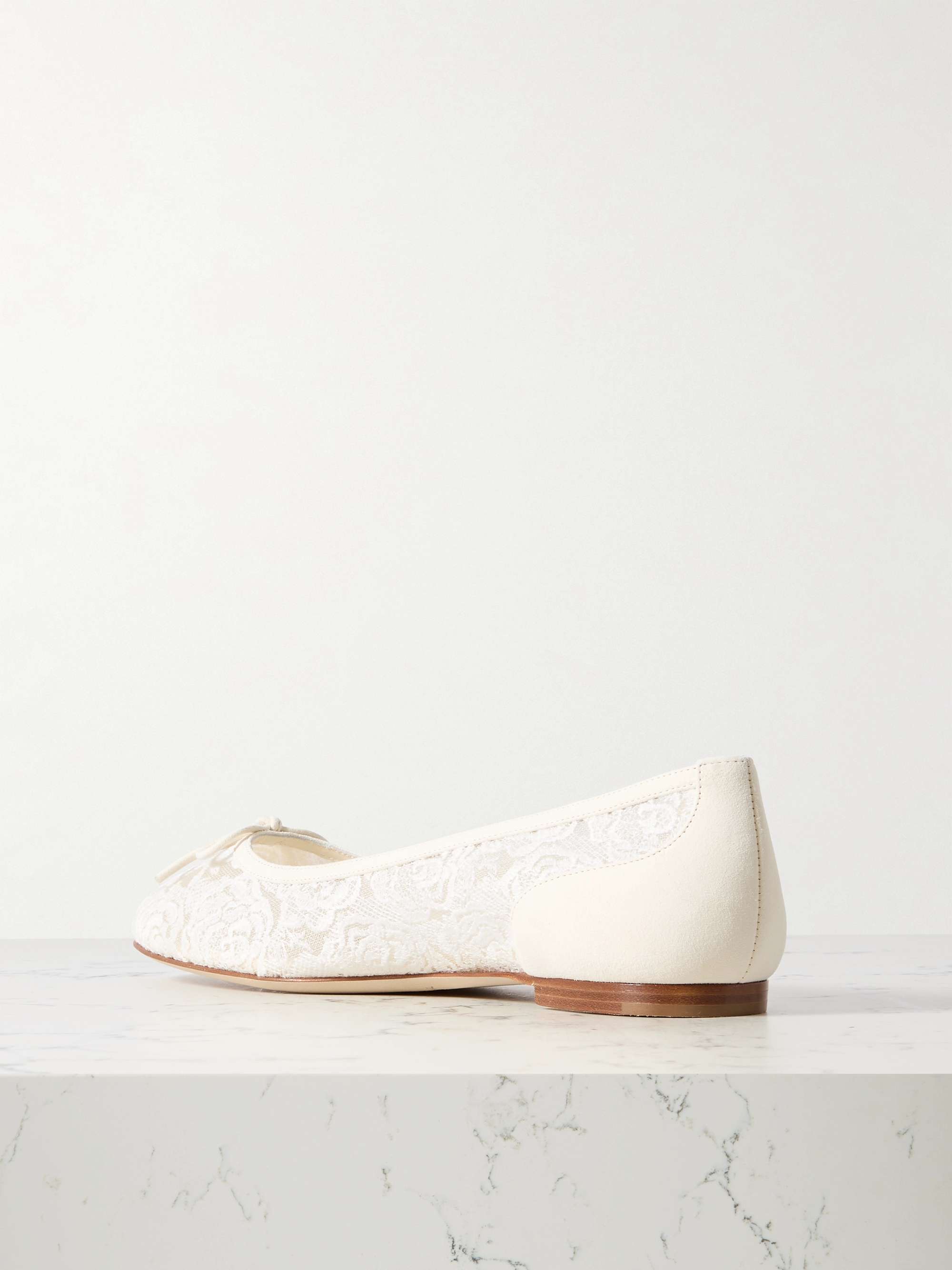 MANOLO BLAHNIK 