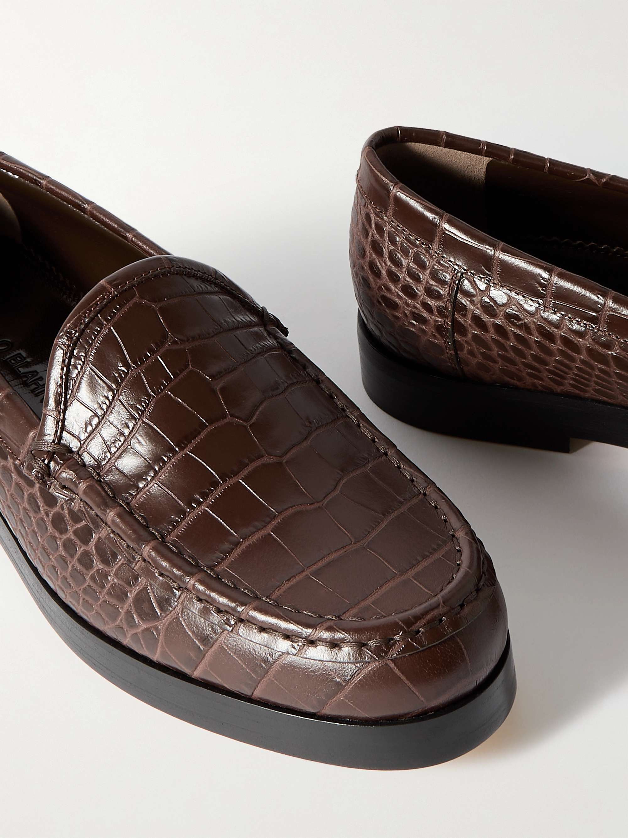 MANOLO BLAHNIK 