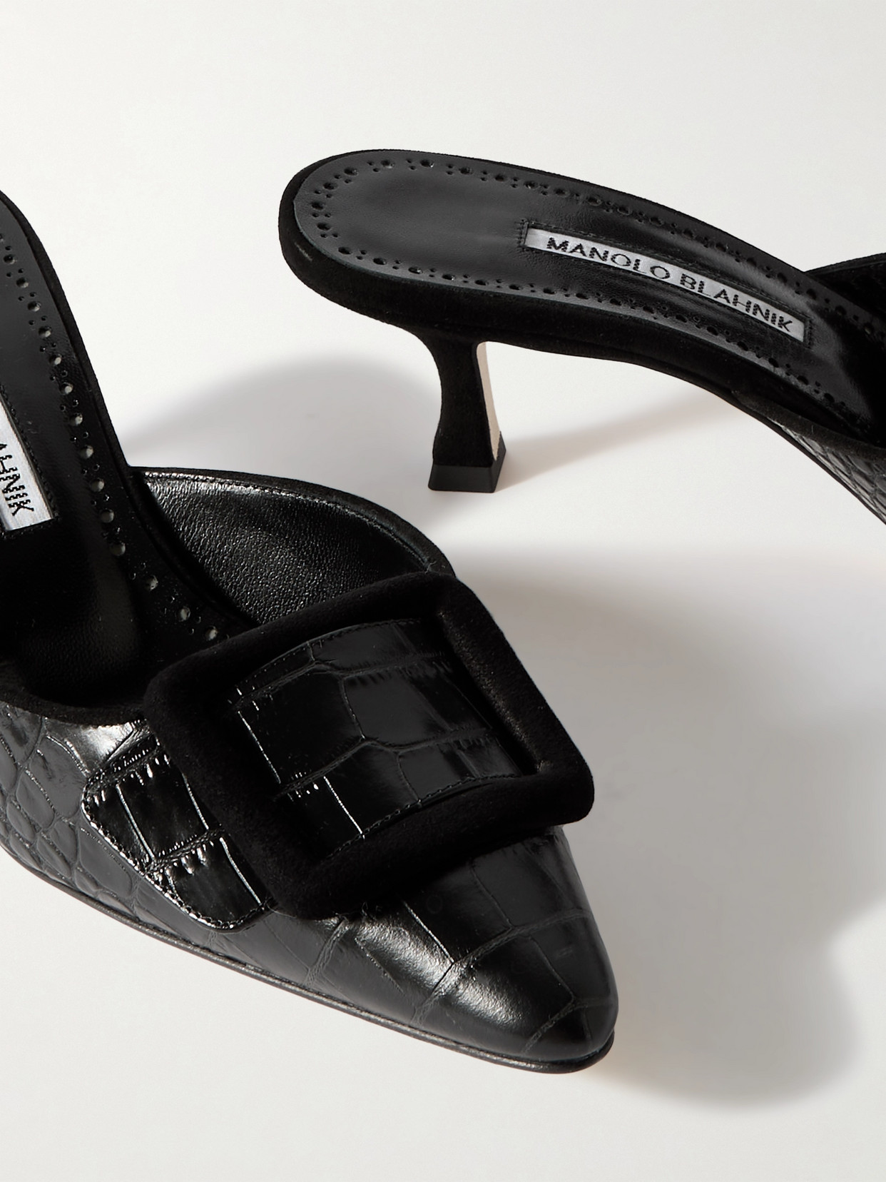 Manolo Blahnik Maysalebi Pums In Black