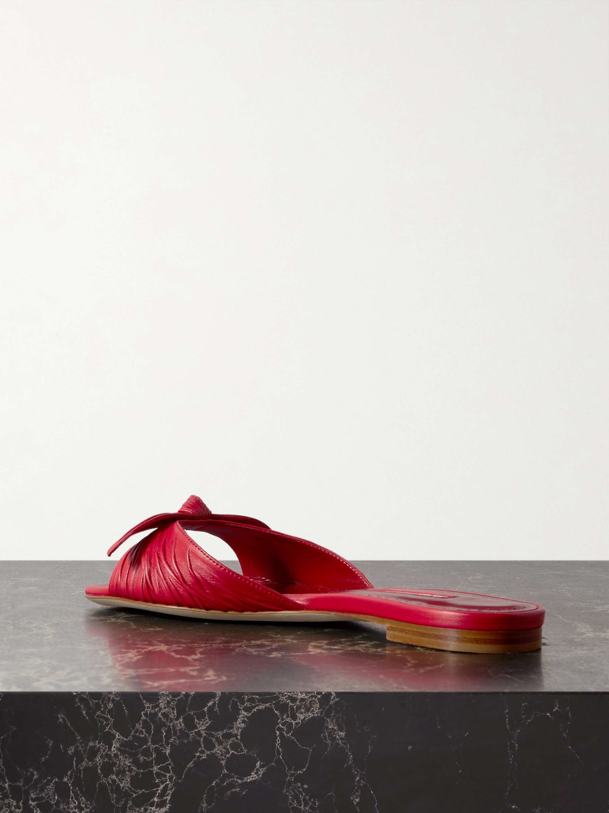 MANOLO BLAHNIK 
