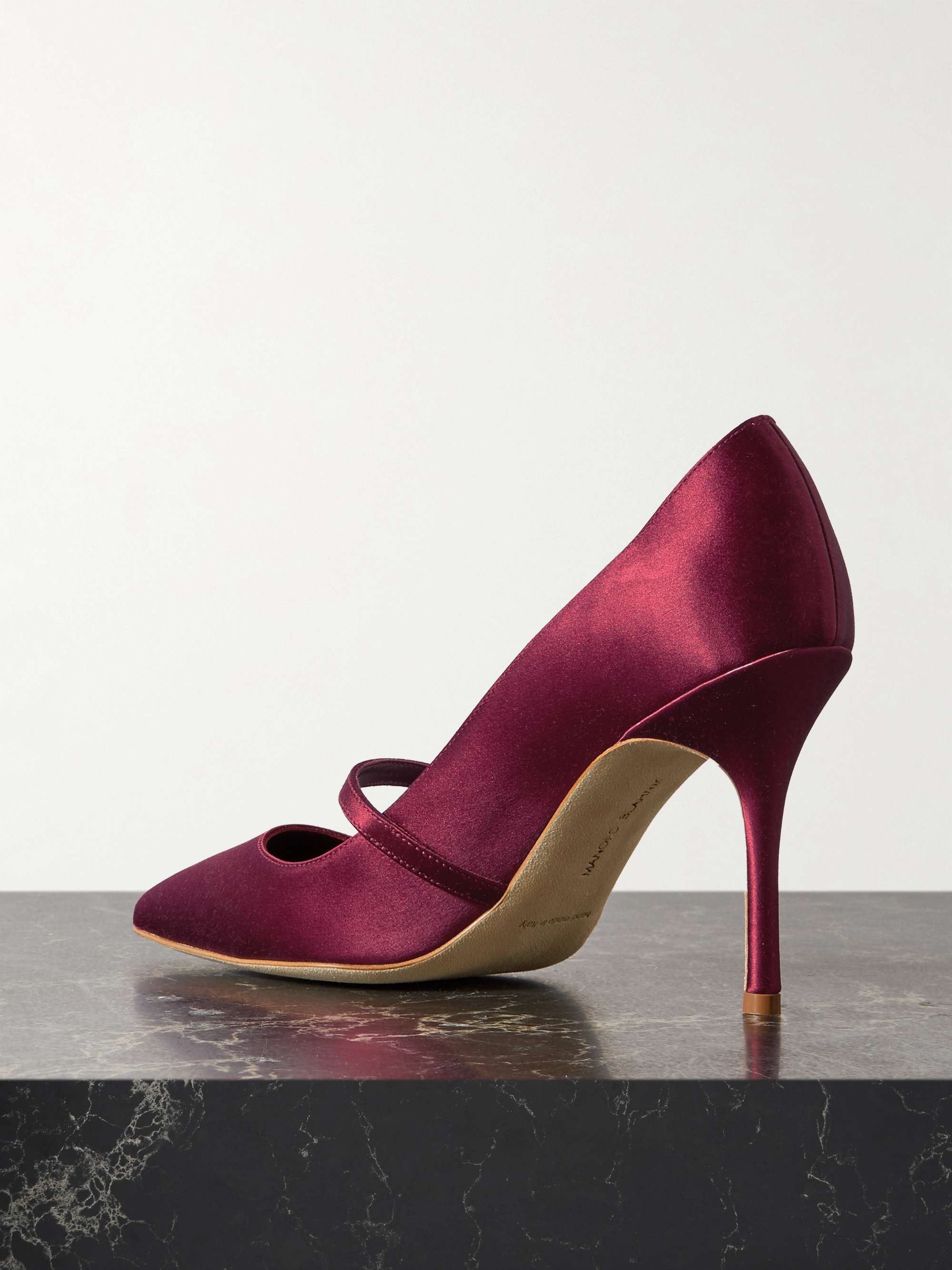 MANOLO BLAHNIK 