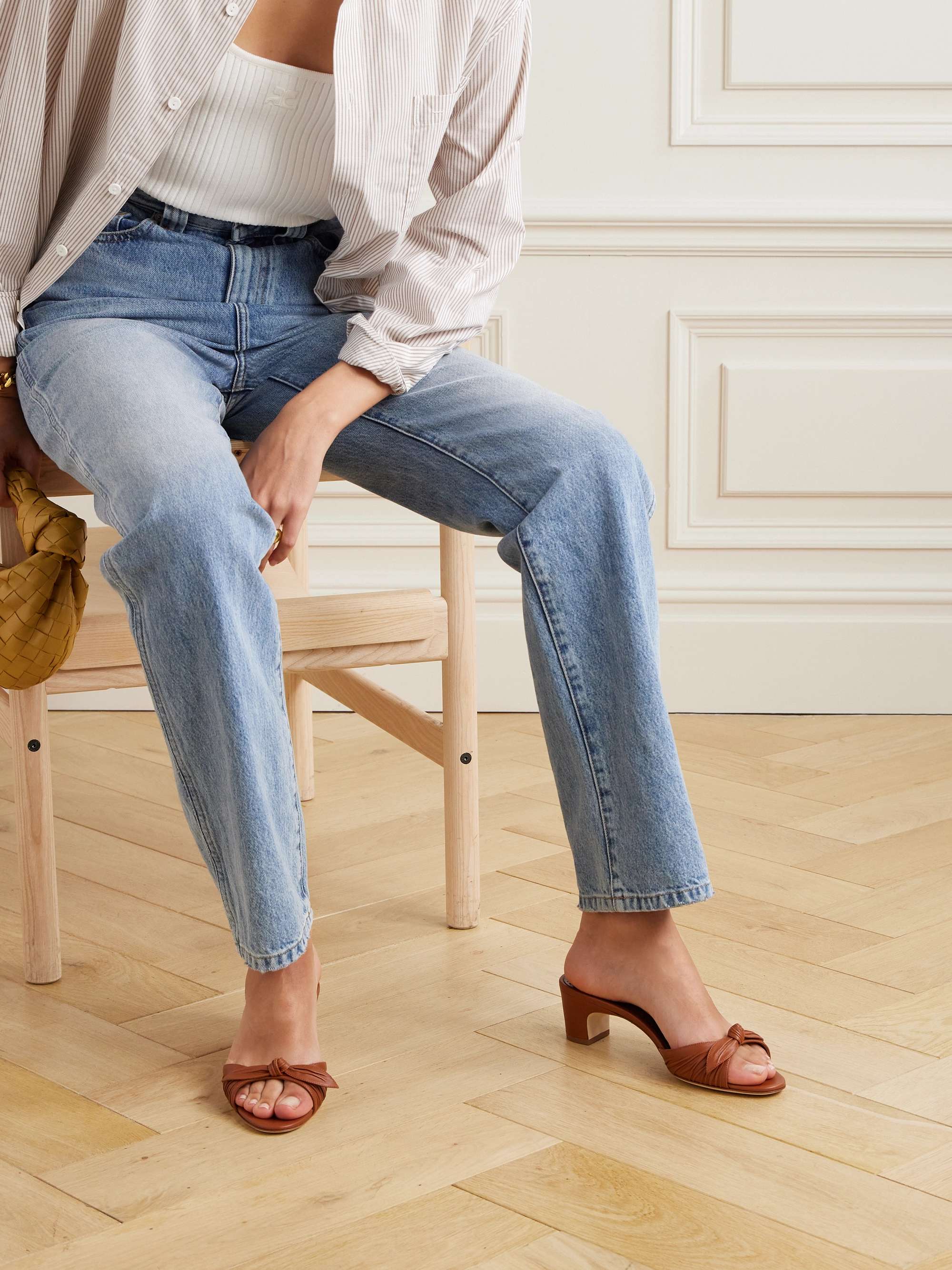 MANOLO BLAHNIK 
