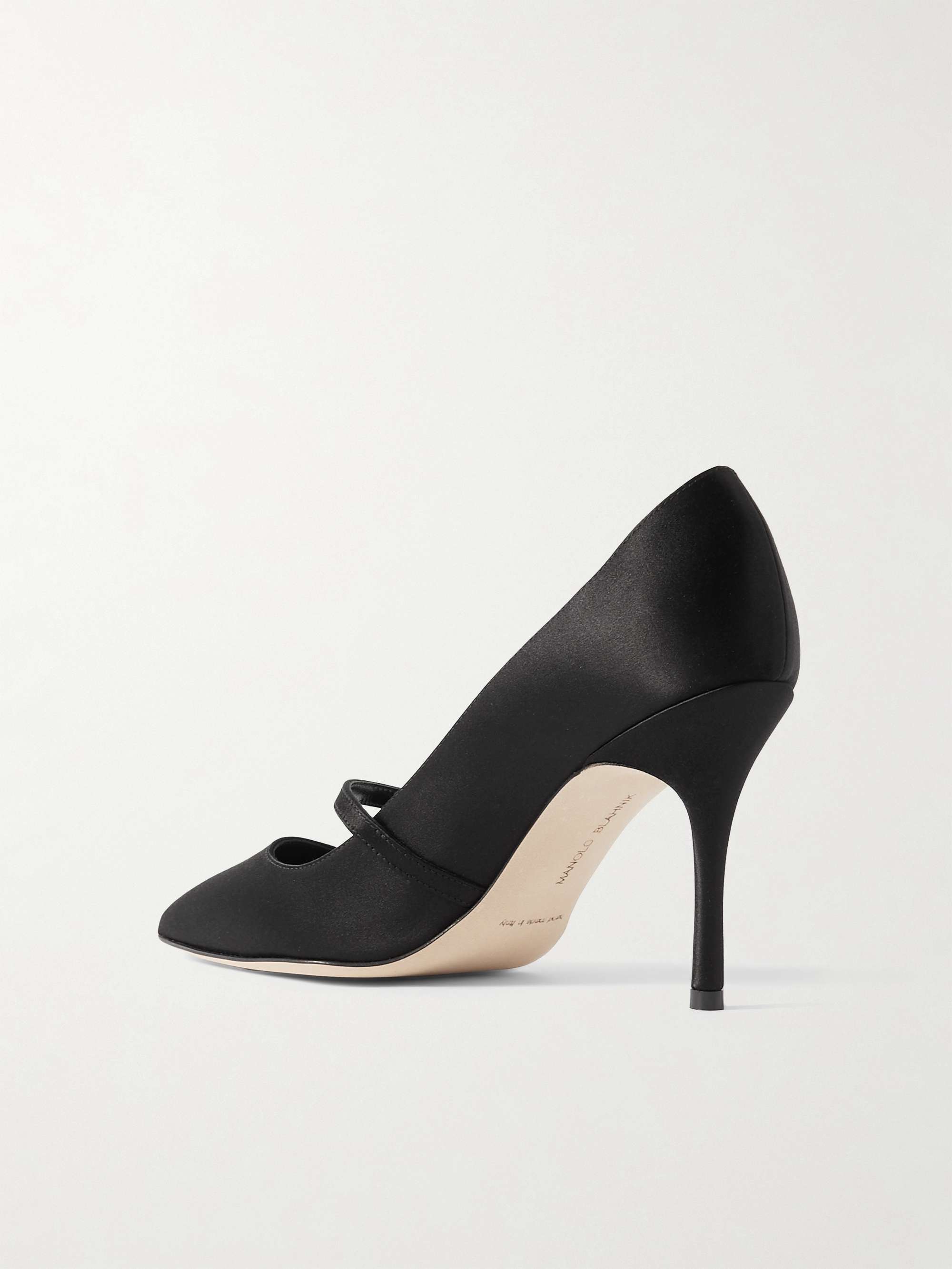 MANOLO BLAHNIK 