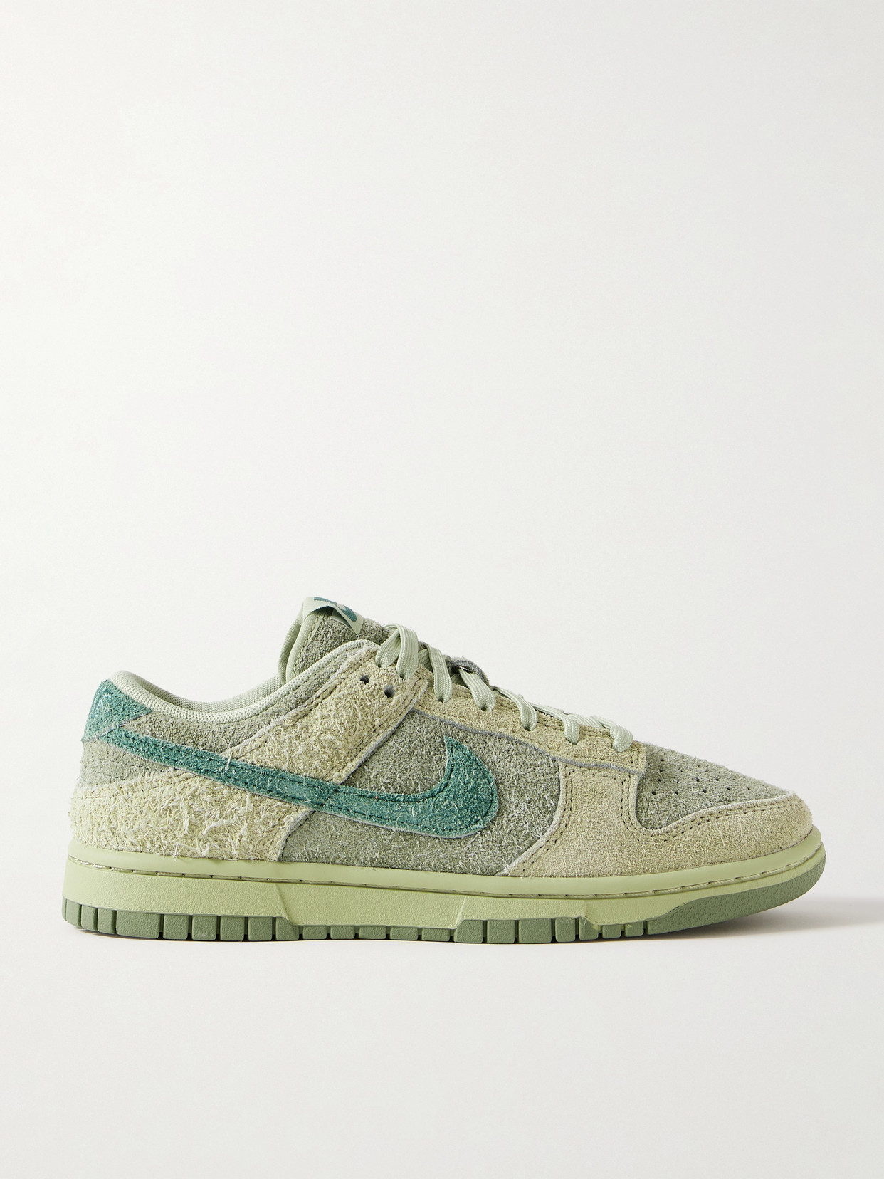 Nike Dunk Low Brushed-suede Trainers In Green