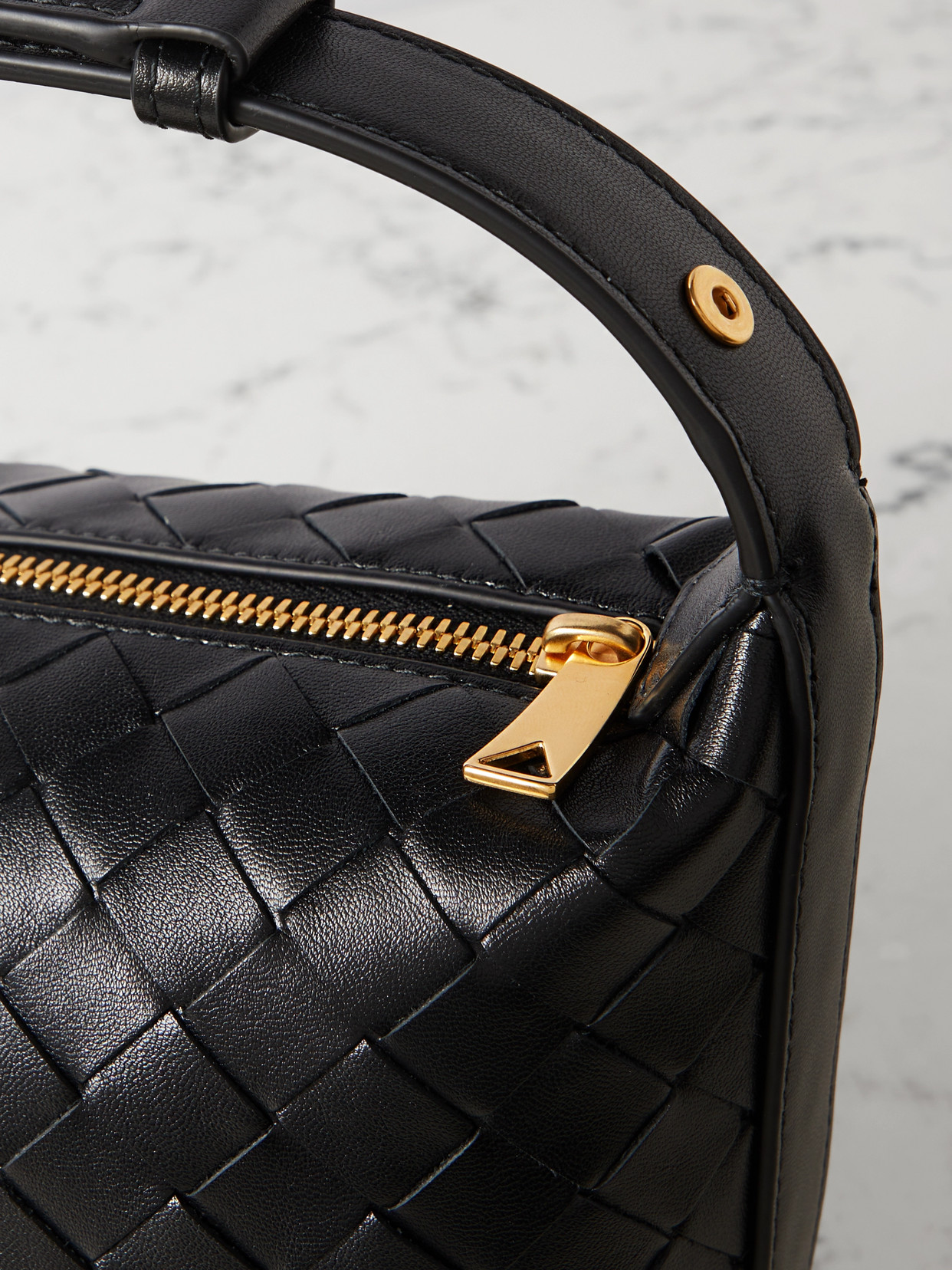 Bottega Veneta Mini Wallace Intrecciato Leather Shoulder Bag In Black