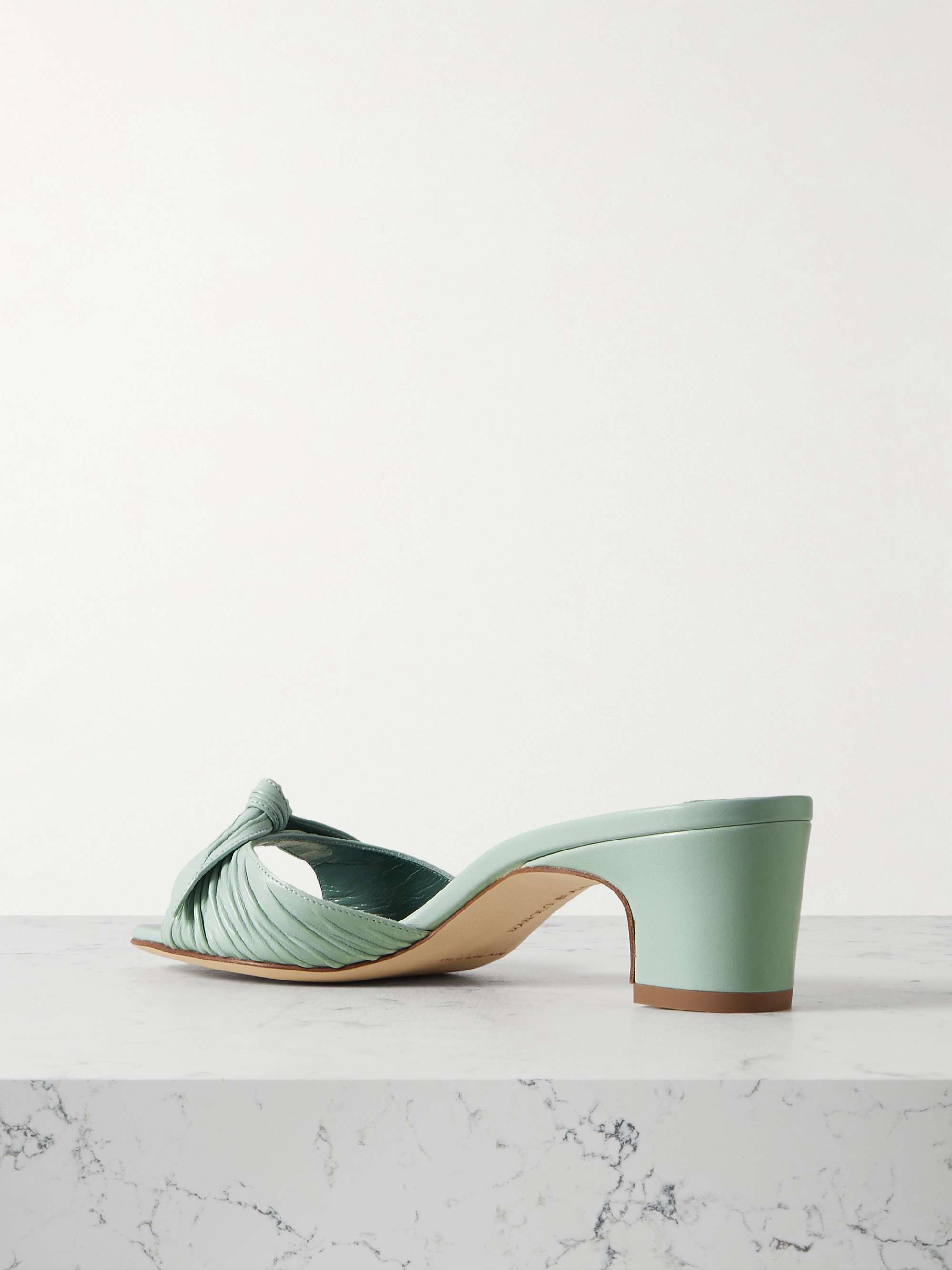 MANOLO BLAHNIK 