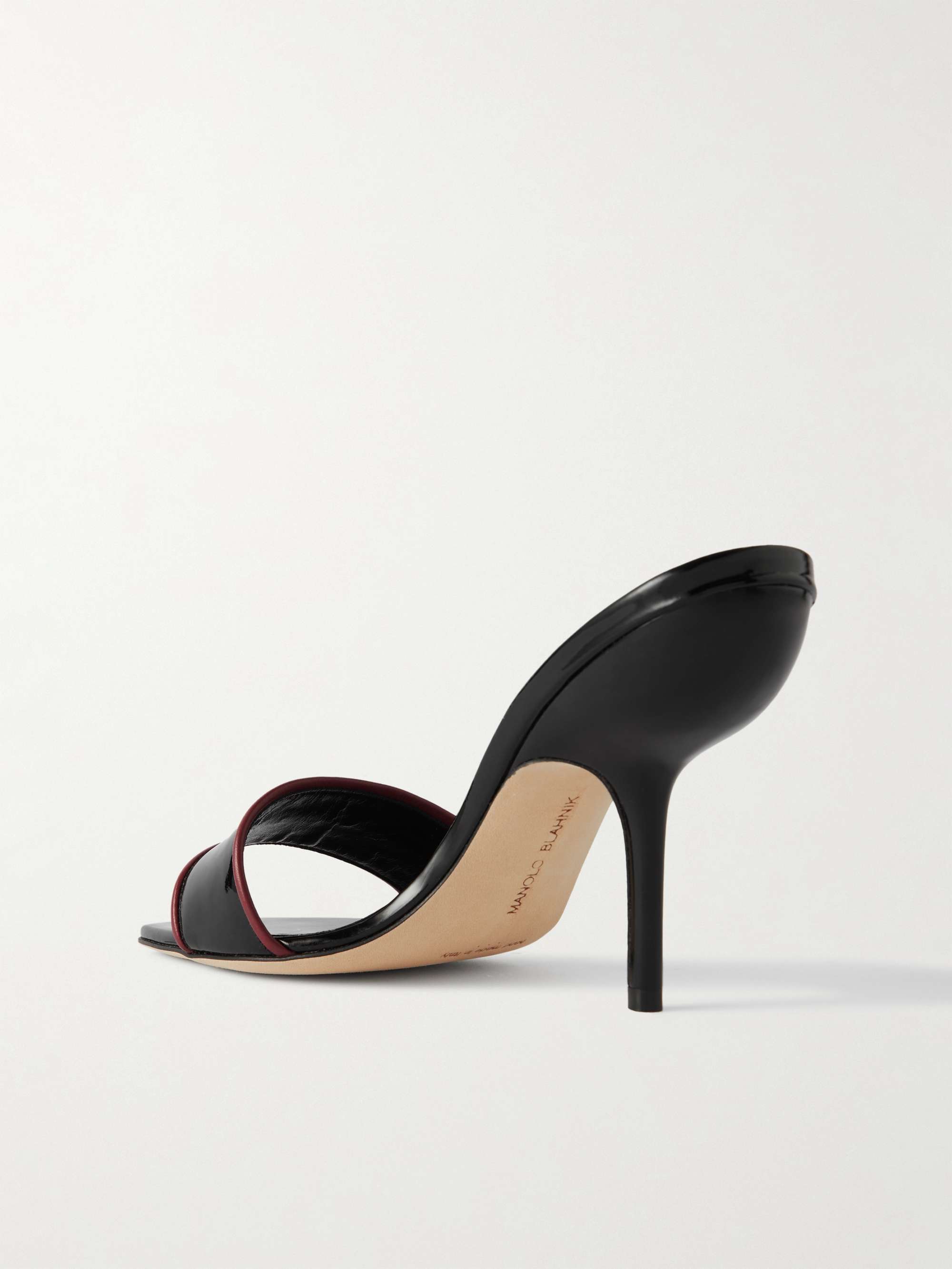 MANOLO BLAHNIK 