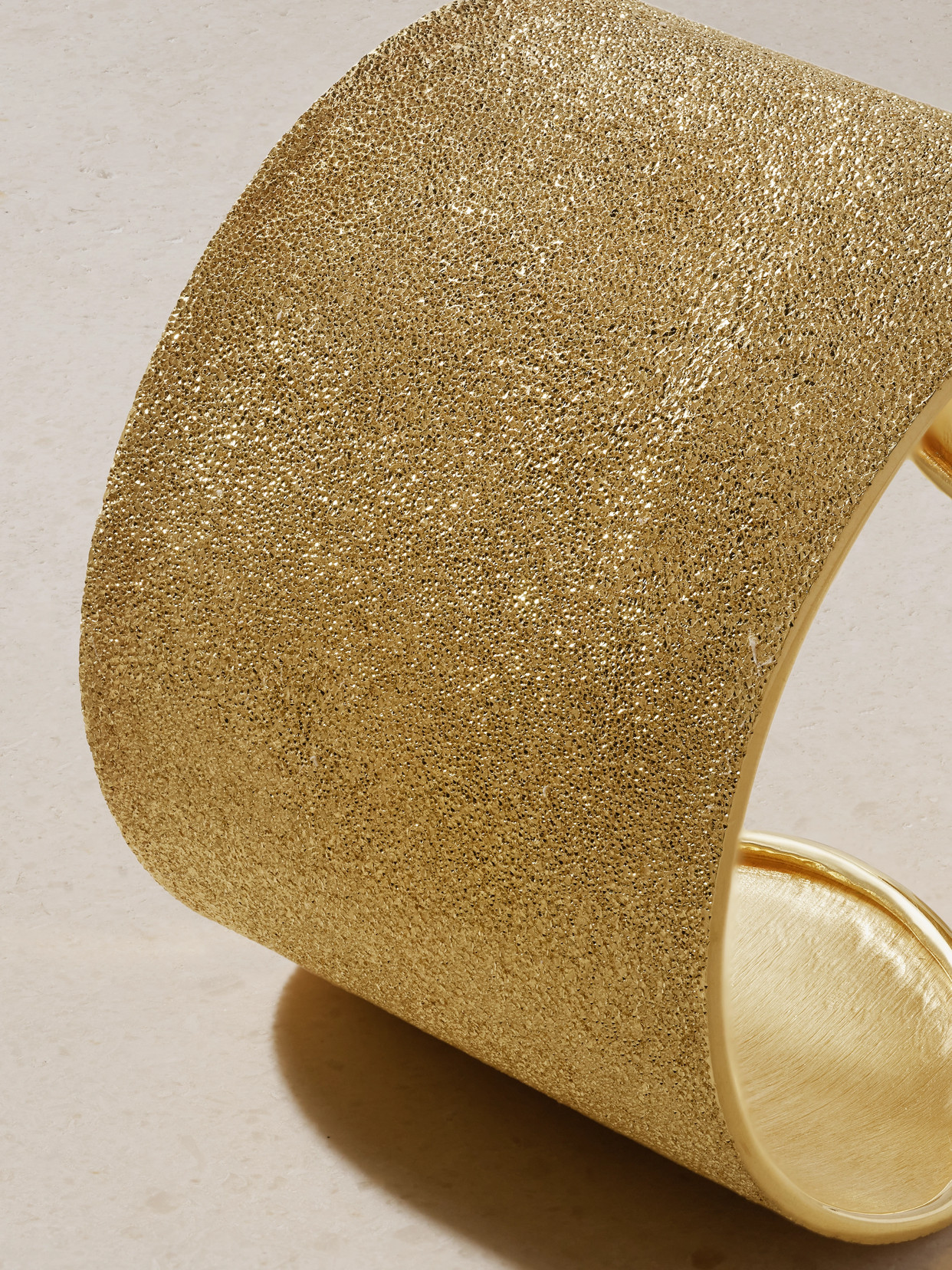 CAROLINA BUCCI FLORENTINE 18-KARAT GOLD CUFF