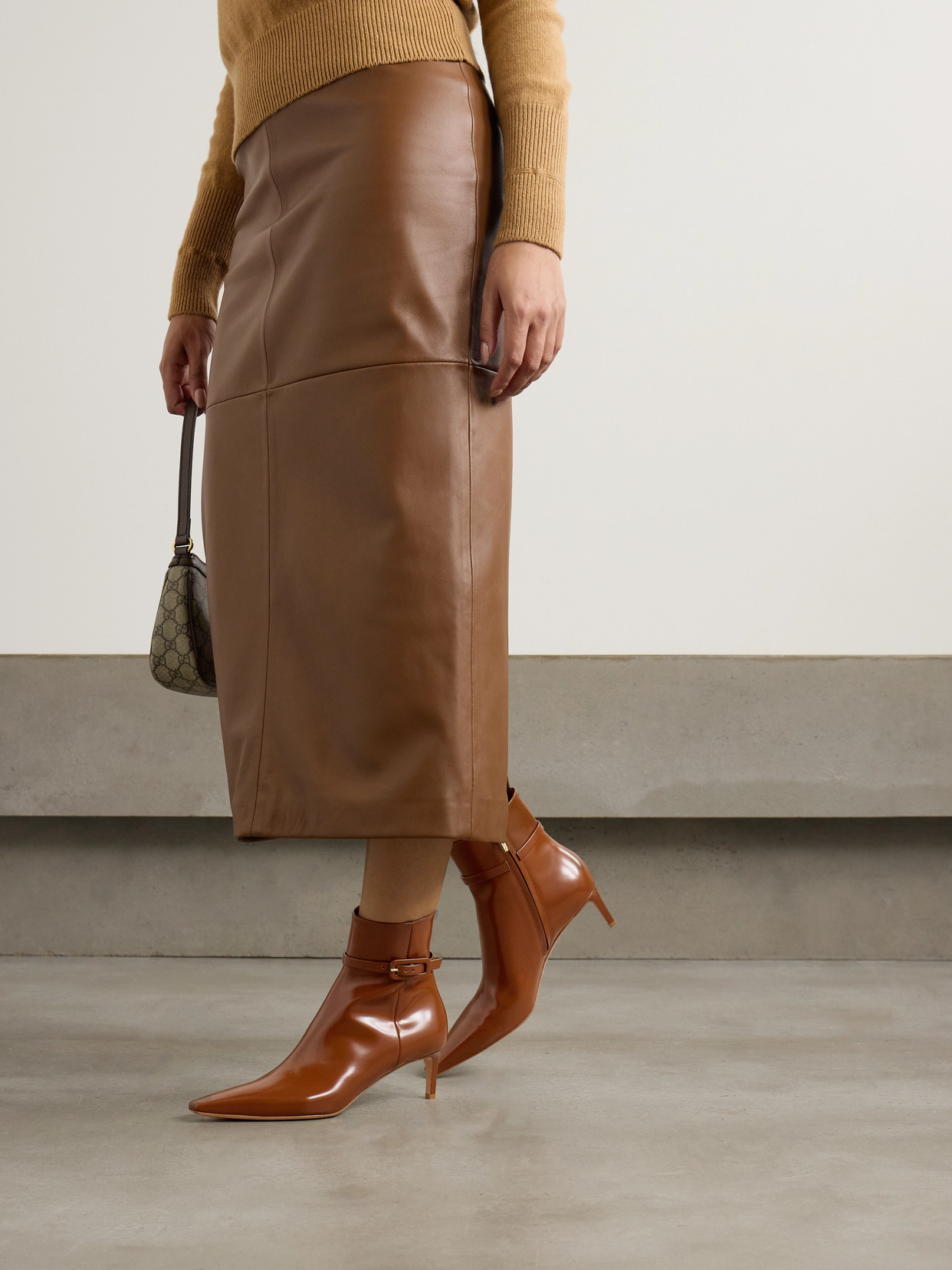 Gianvito Rossi 55 Patent Leather Ankle Boots In Brown