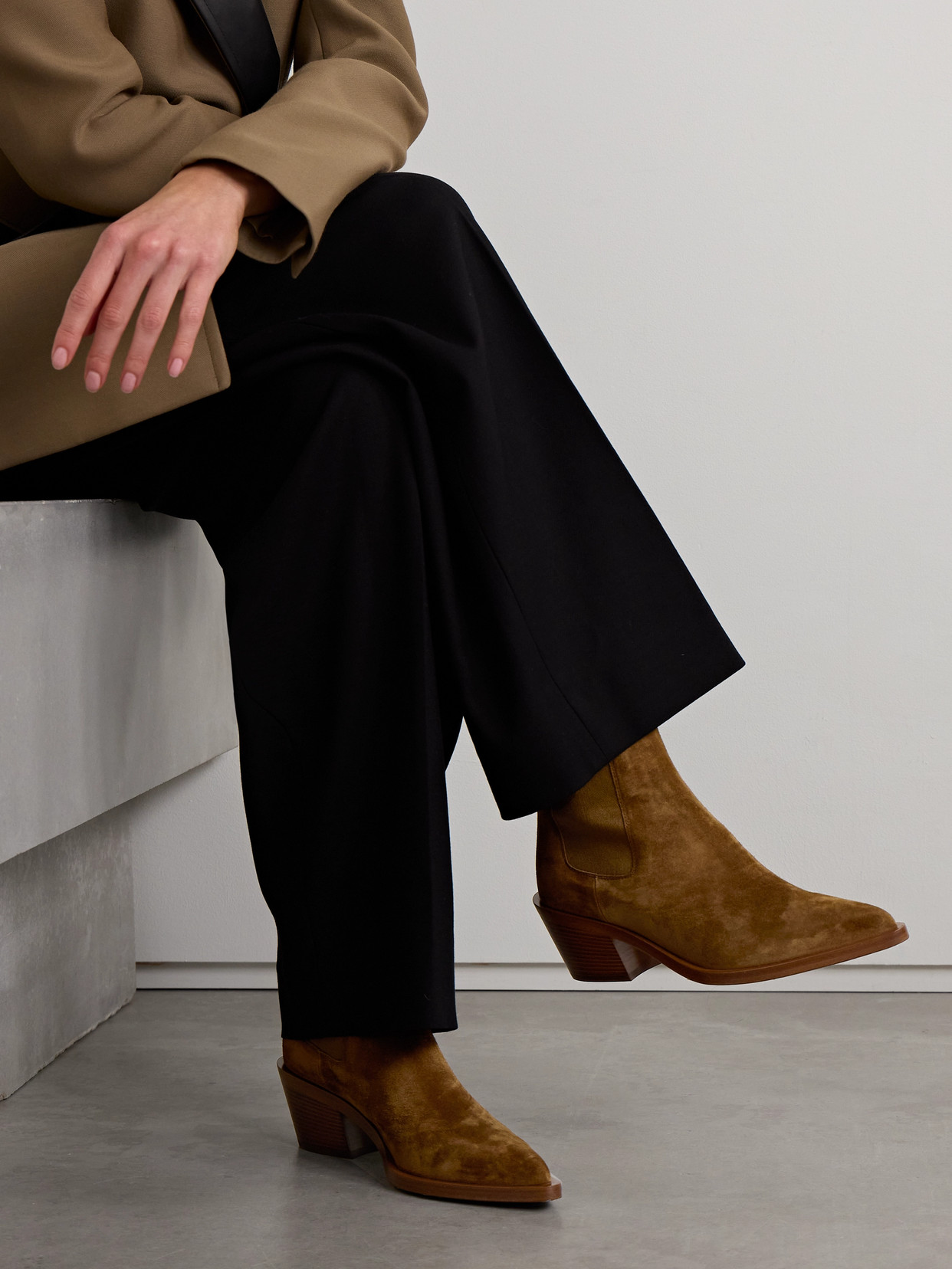 Gianvito Rossi Wylie 60 Suede Chelsea Boots In Brown