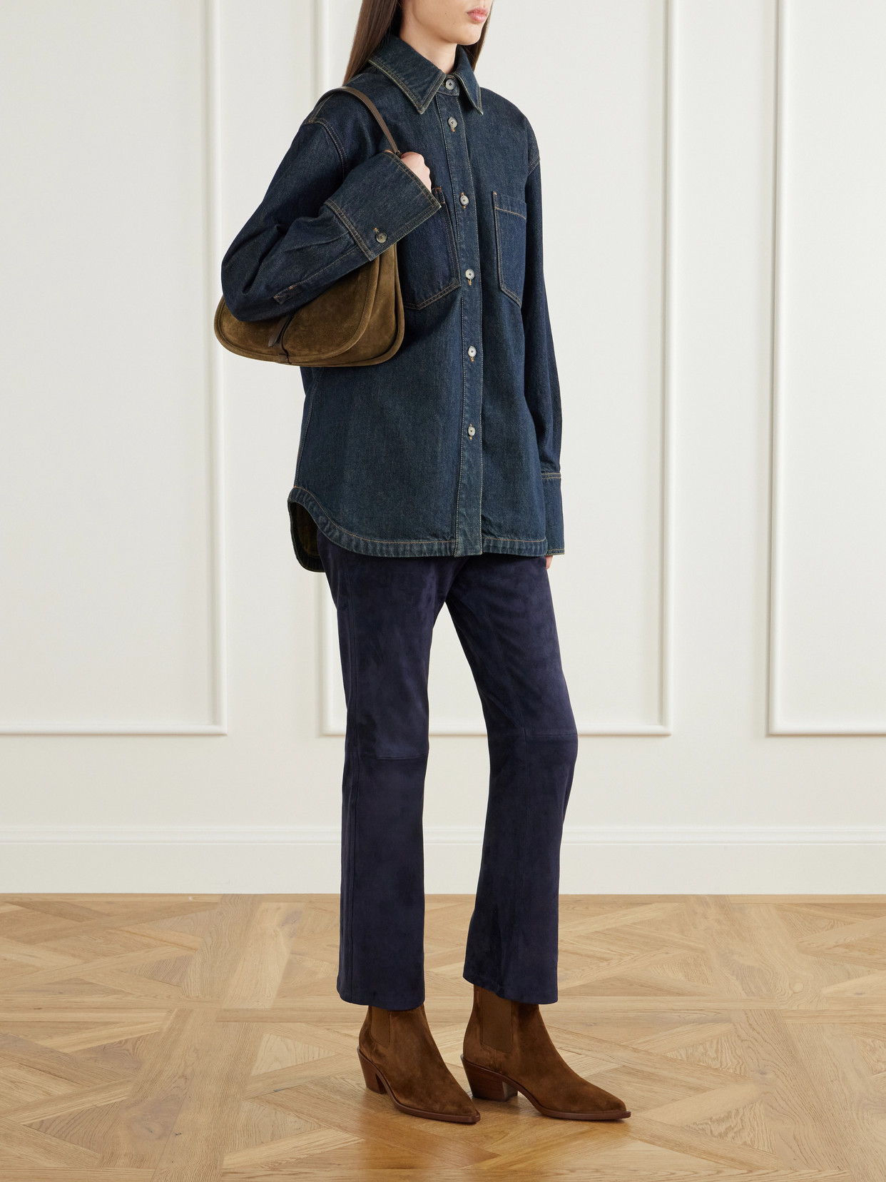 Wylie 45 Suede Chelsea Boots