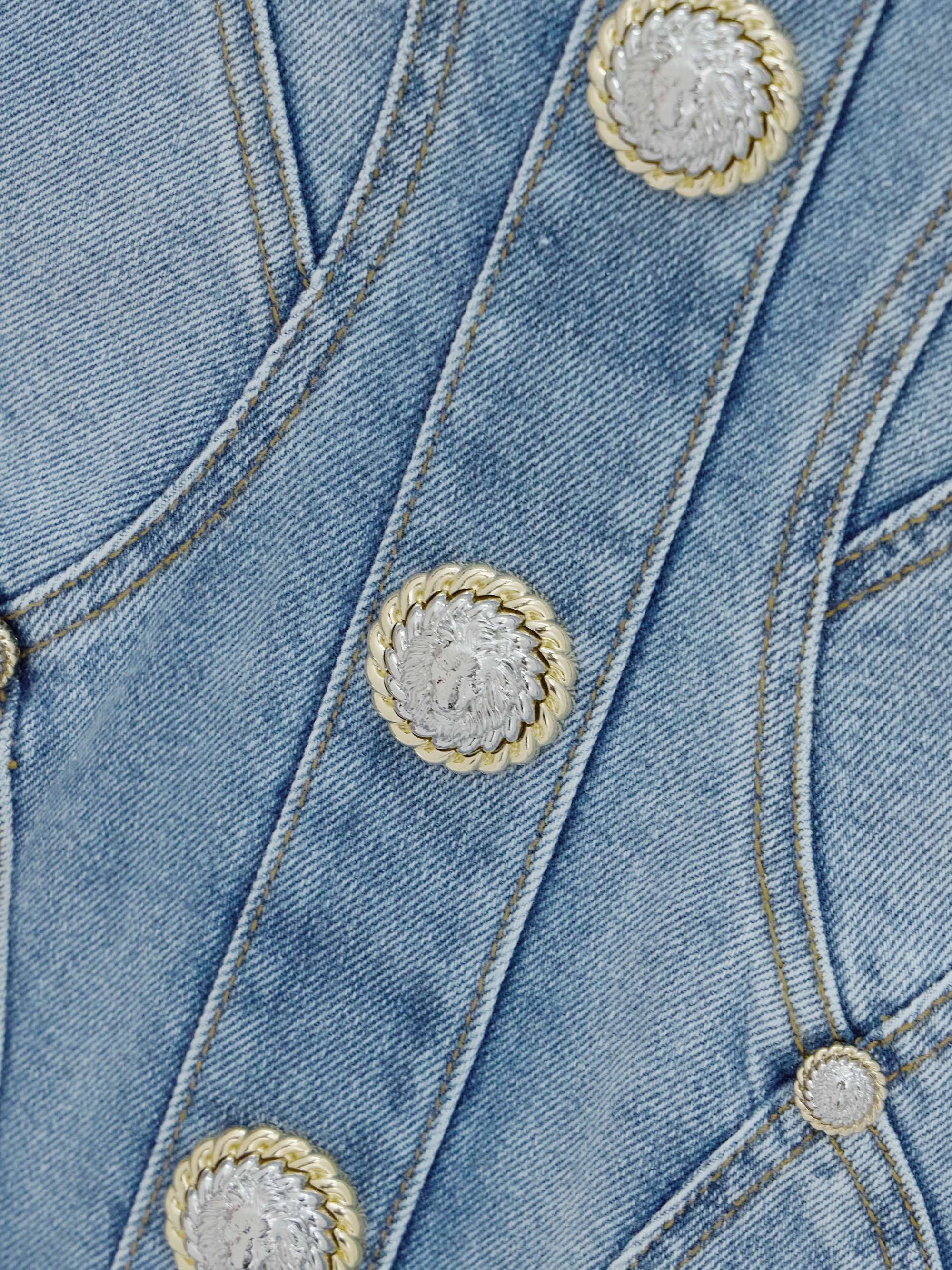 BALMAIN 