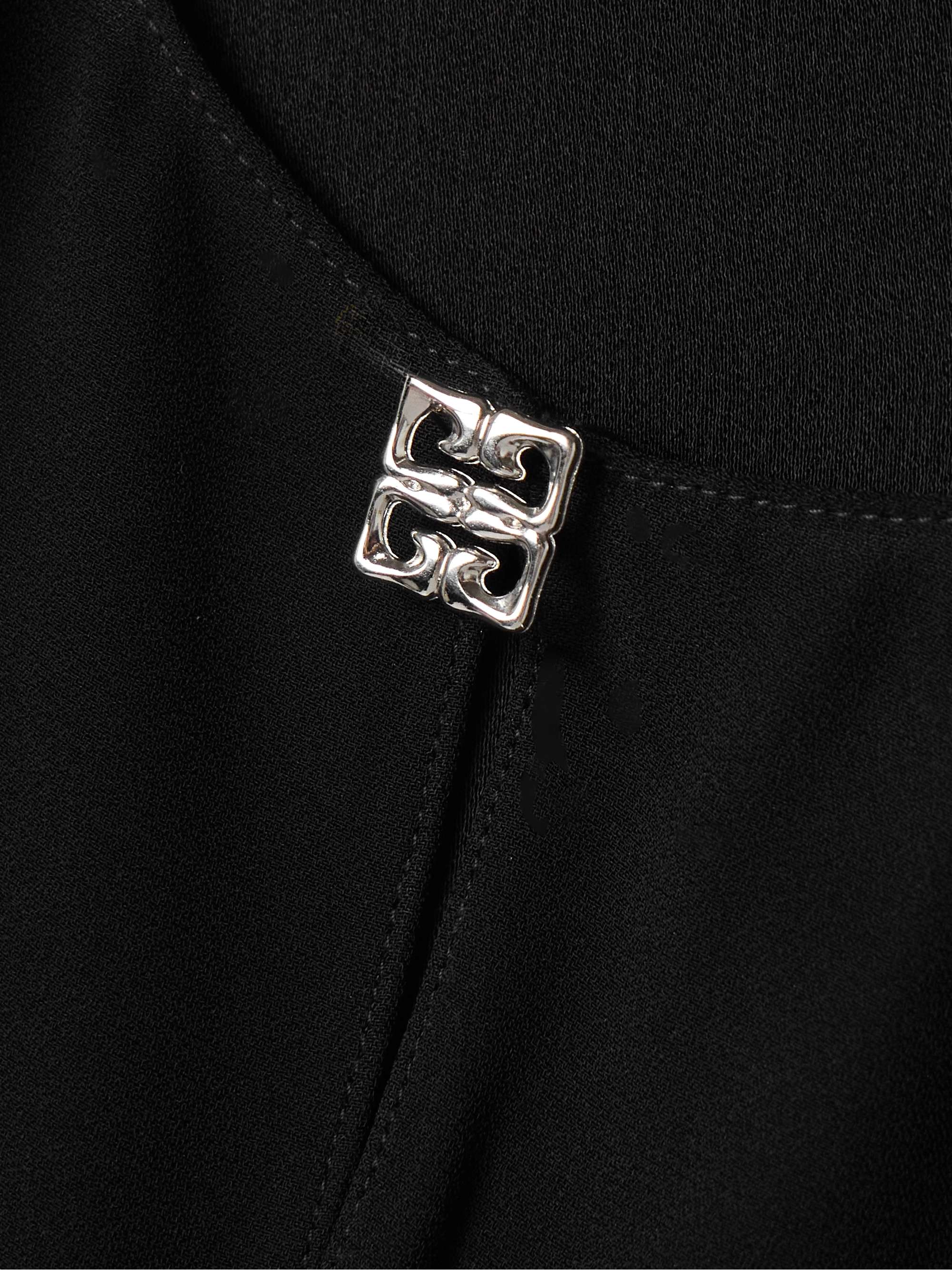 GIVENCHY 