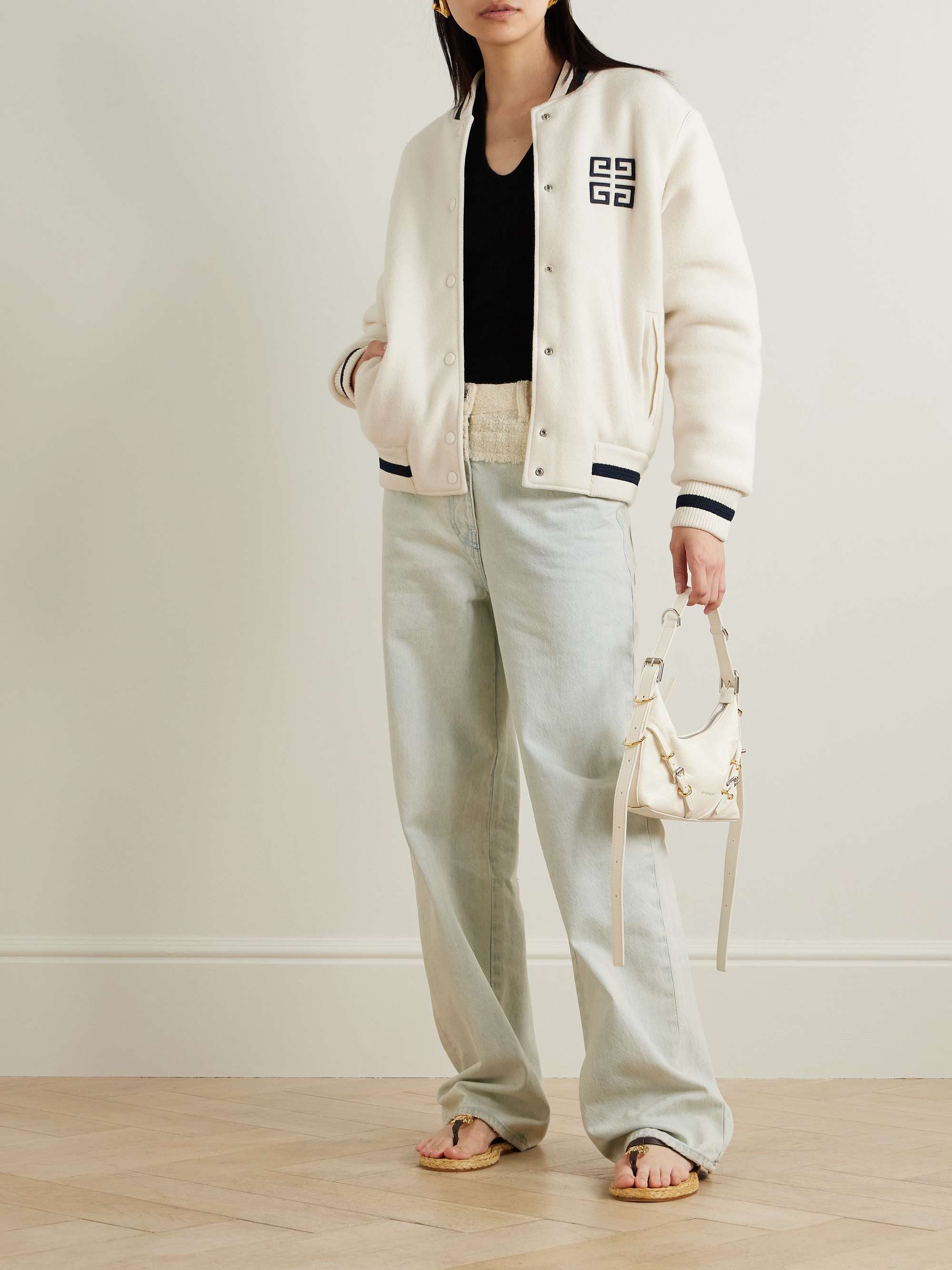 GIVENCHY 