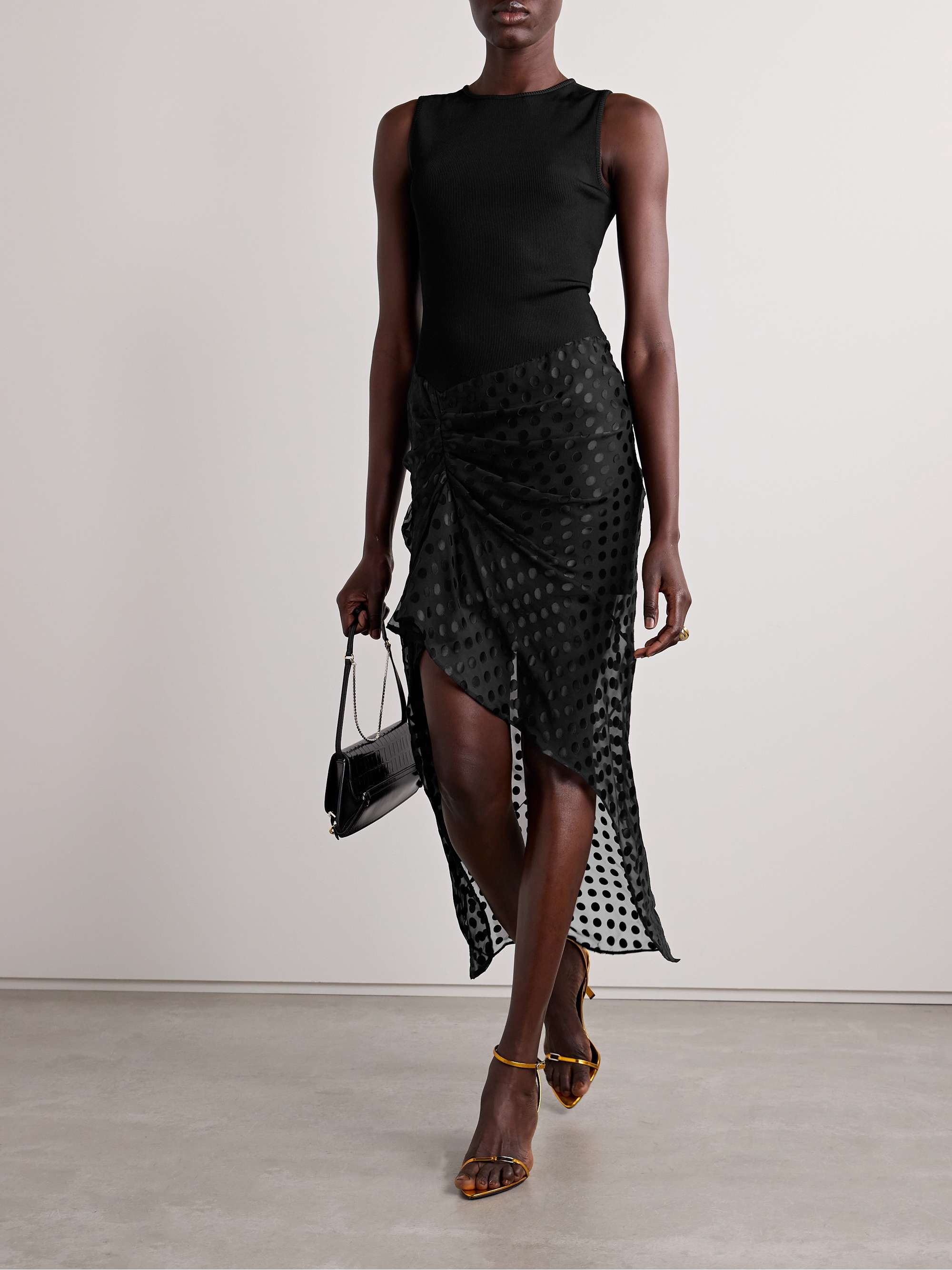 GIVENCHY 