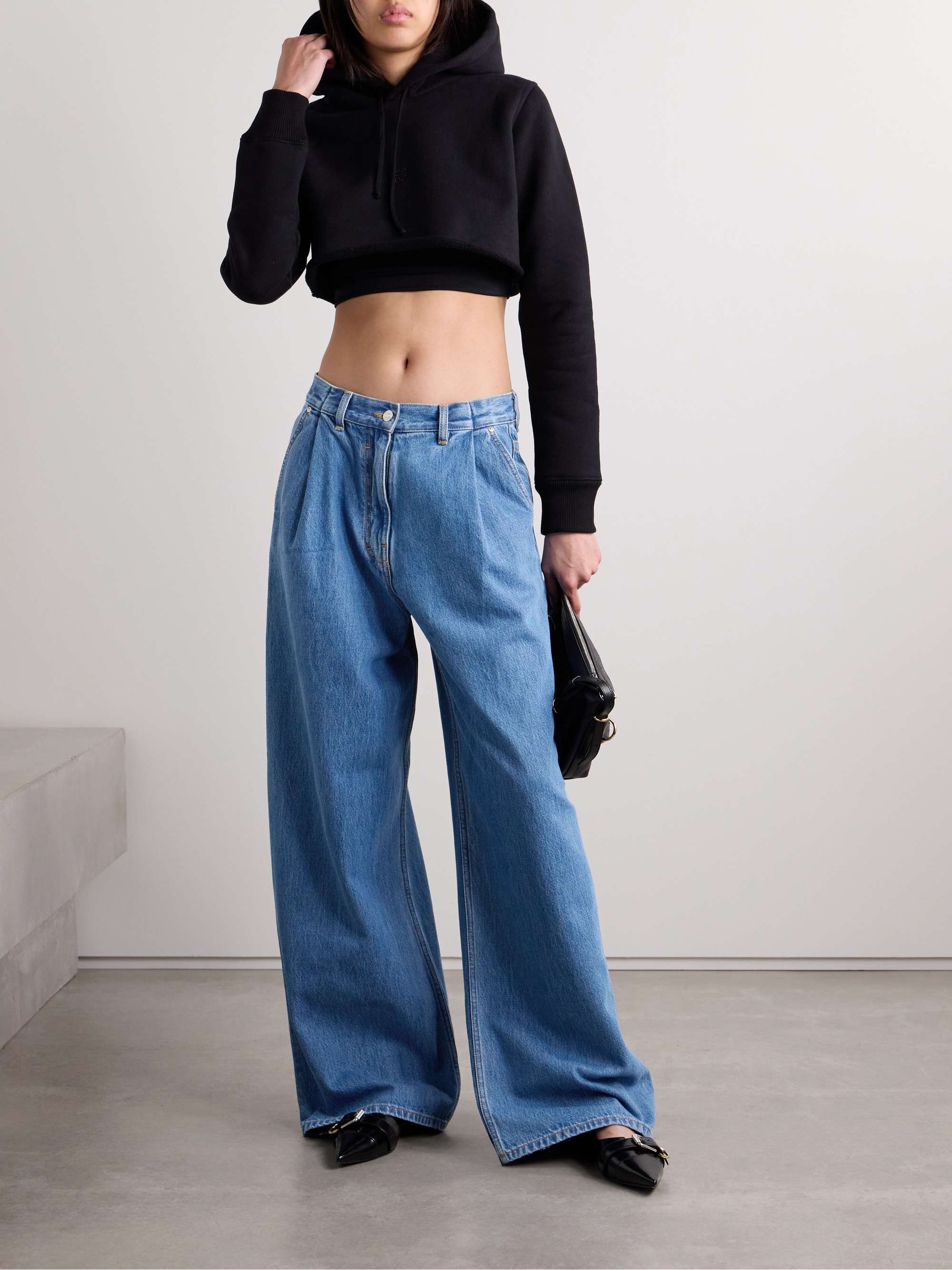 GIVENCHY 